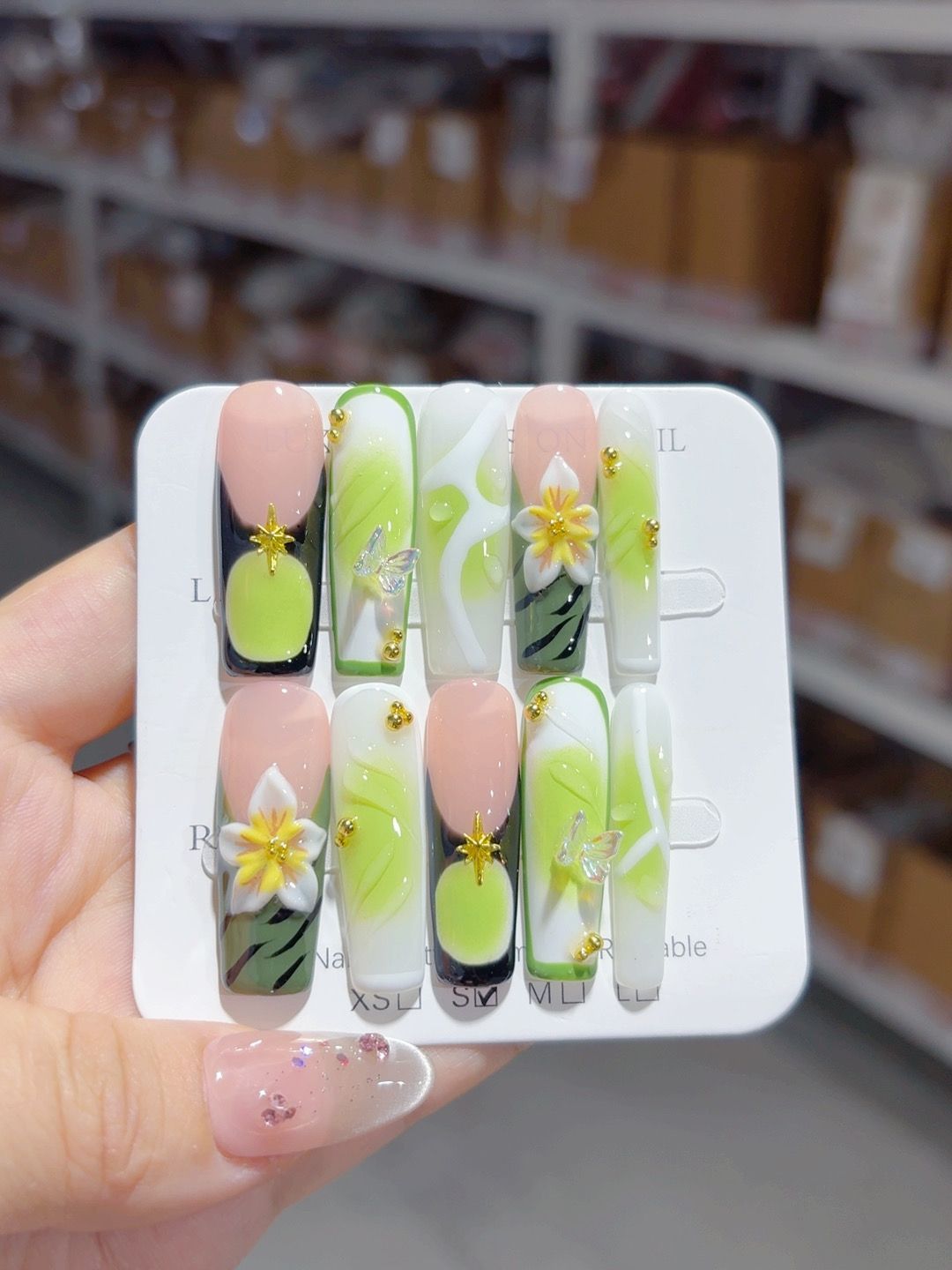 Fresh Green Floral Crystal Art Press On Nail Set