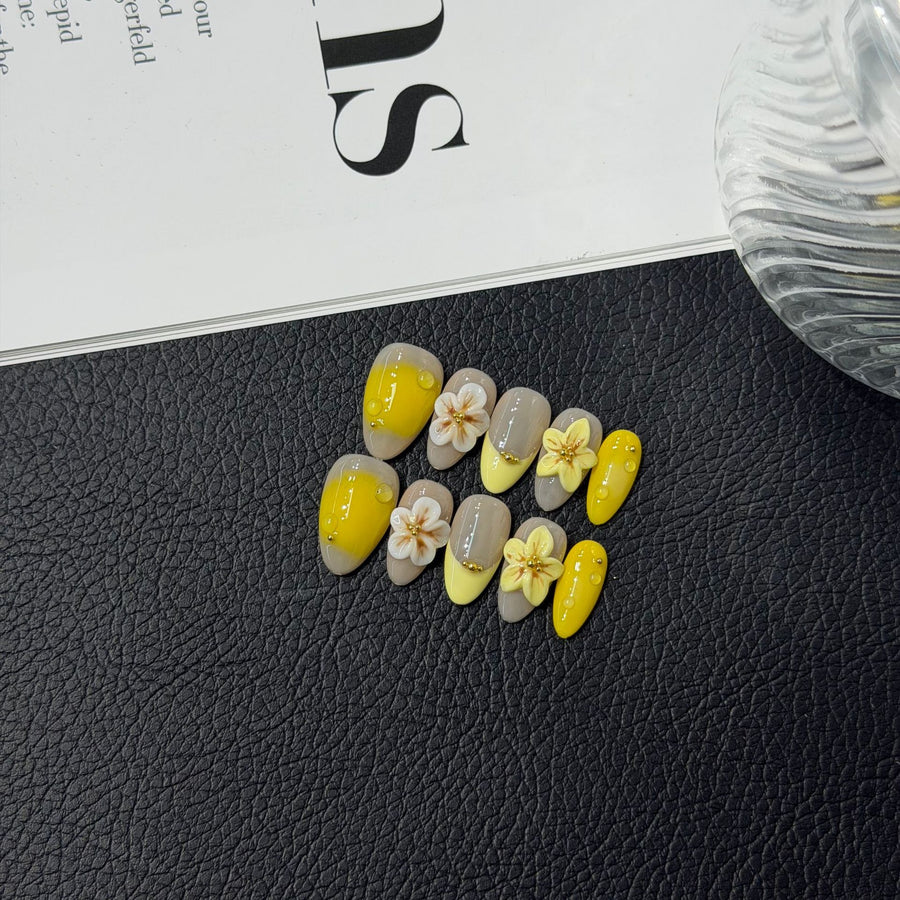 365nails: "Lemon Blossom" – 3D Floral Handmade Short Almond Nails