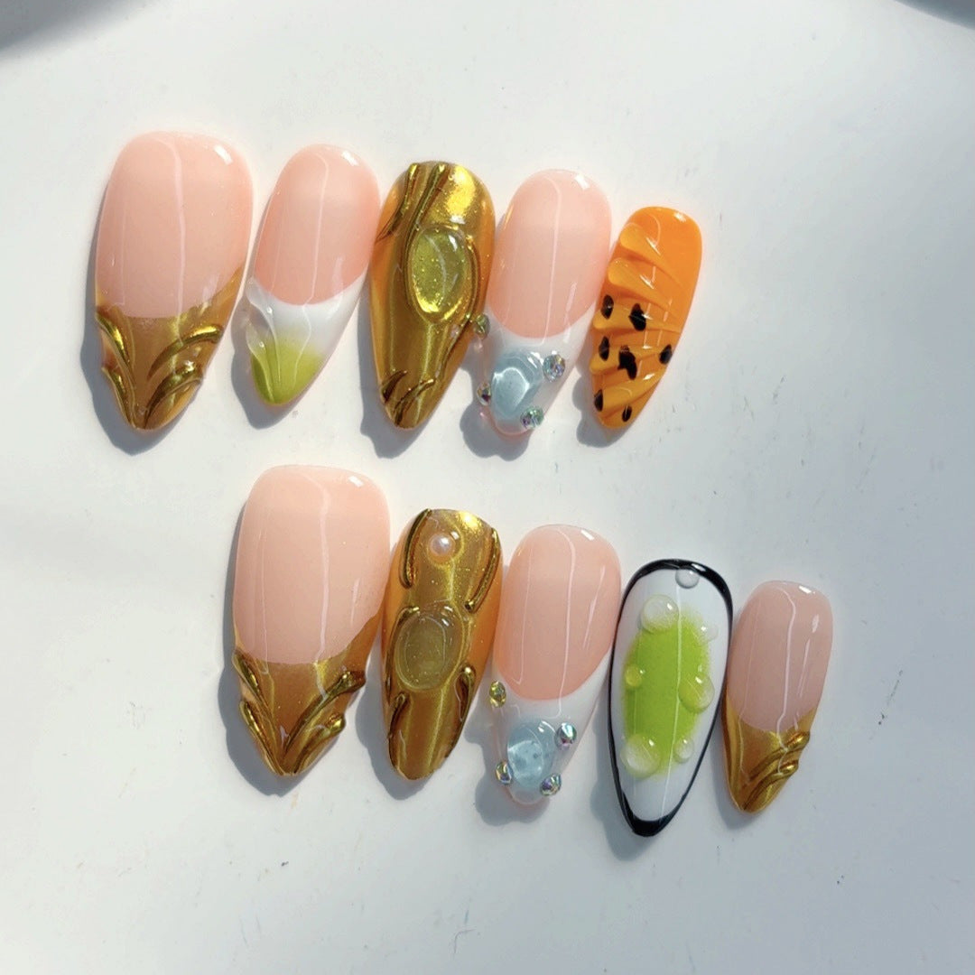 Fantasia da Natureza: "Folhagem e Frutas Douradas" – Unhas Postiças Artesanais Multicoloridas e Nude Amendoado Médio