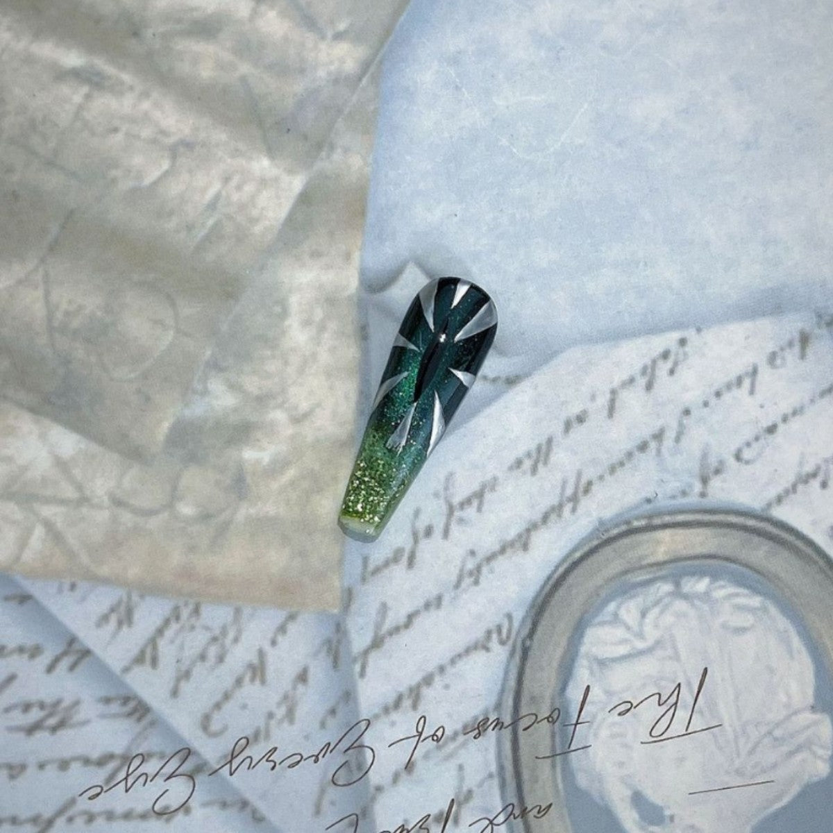 The Art Edit · Emerald Shadow Fade