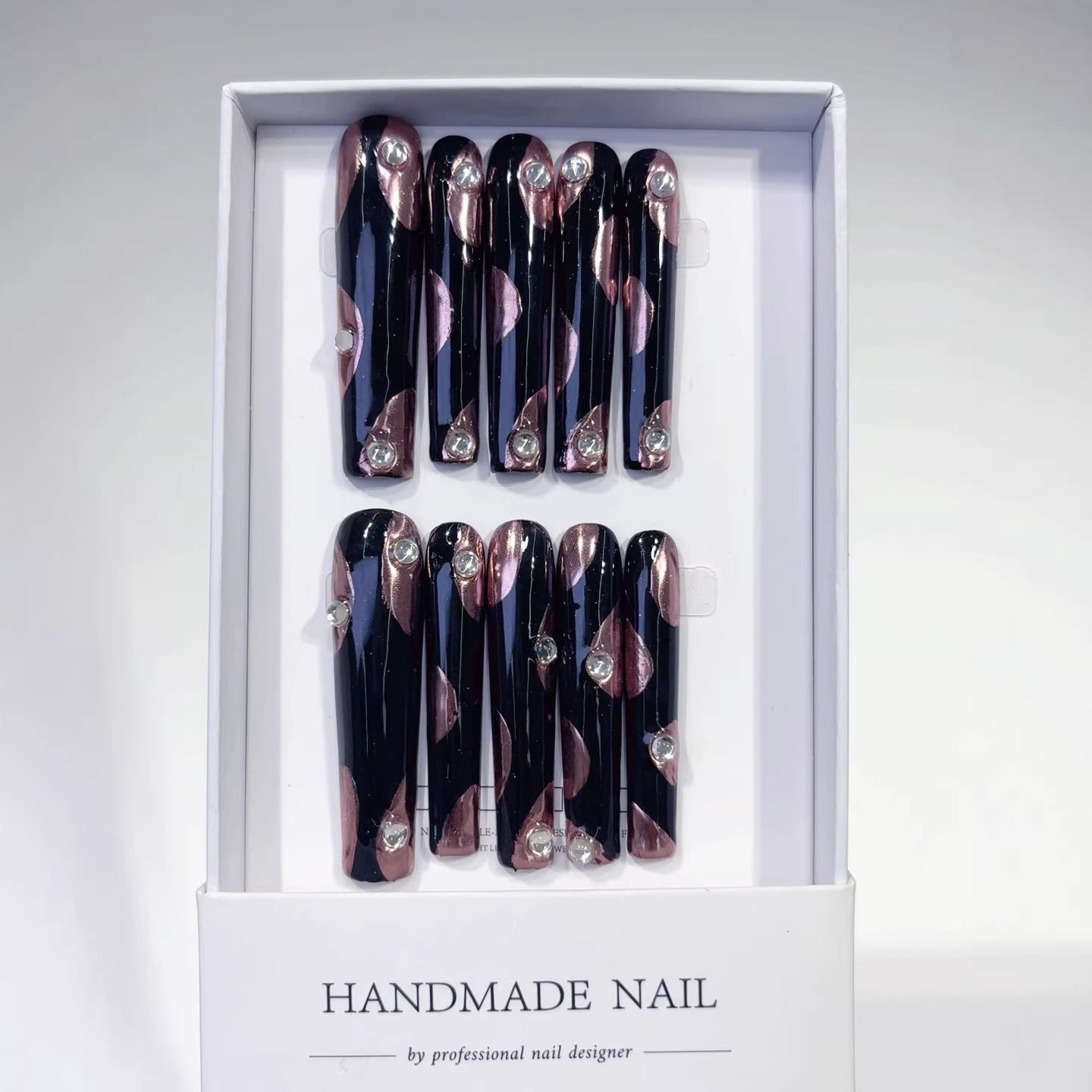 365nails: "Midnight Rose Glam" – Unhas Postiças Artesanais Extra Longas Quadradas Pretas e Rosas Metálicas com Strass