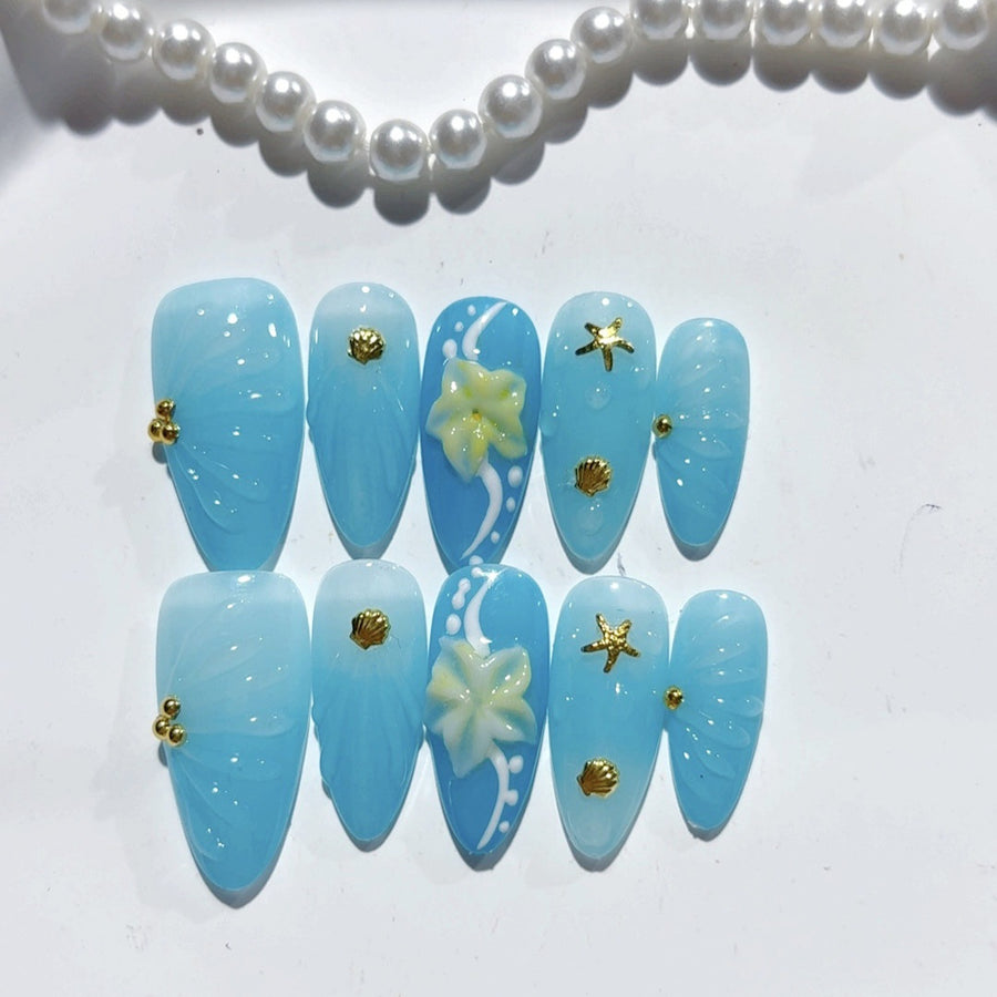 Ocean Breeze: "Beach Star" – Almond Press-Ons