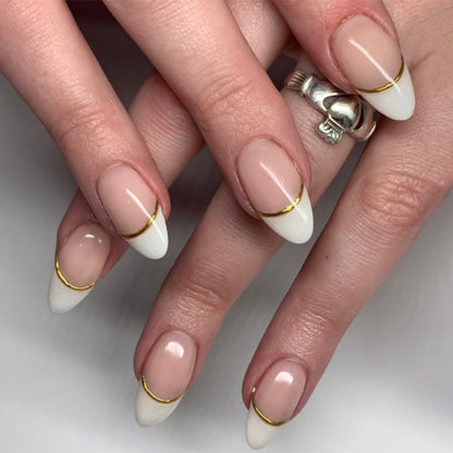 Unhas postiças francesas simples com bordas brancas e curtas, amêndoas, peça de unha postiça curva dourada, 365nails