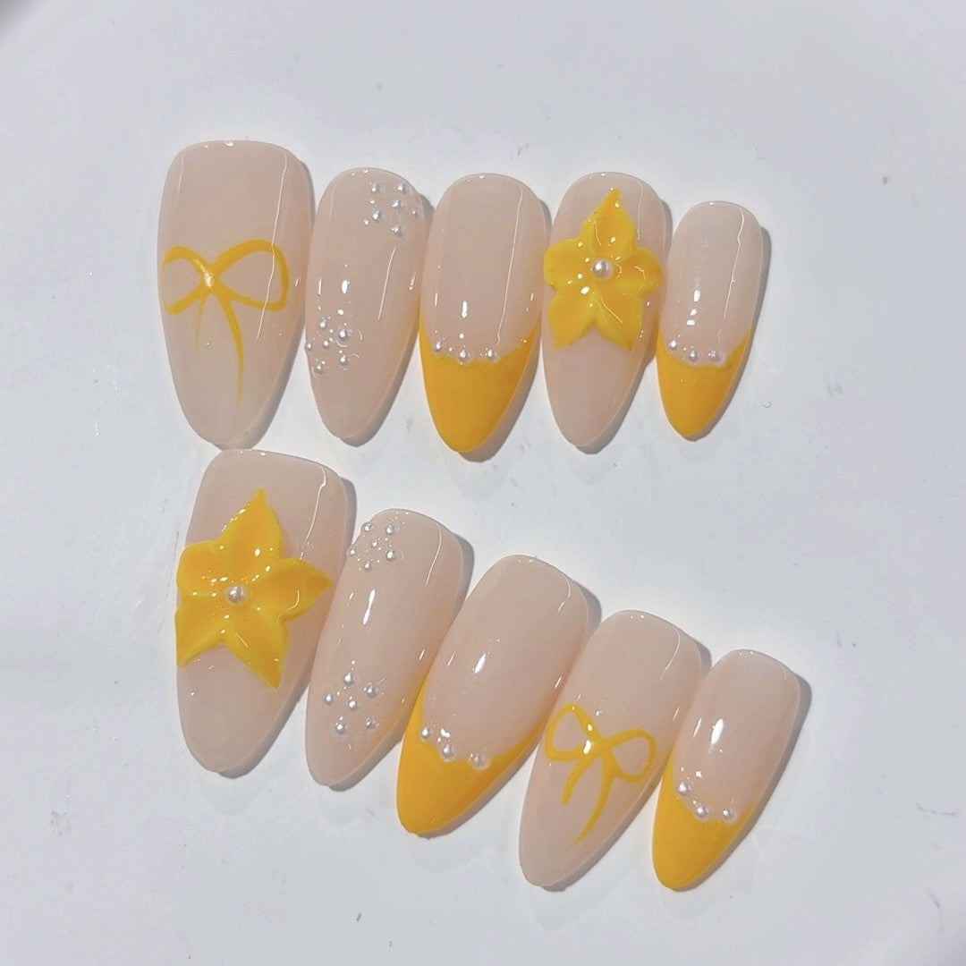 365nails-Sunshine Star: "Yellow Bow & Star" – Unhas Postiças Artesanais Amêndoa Média