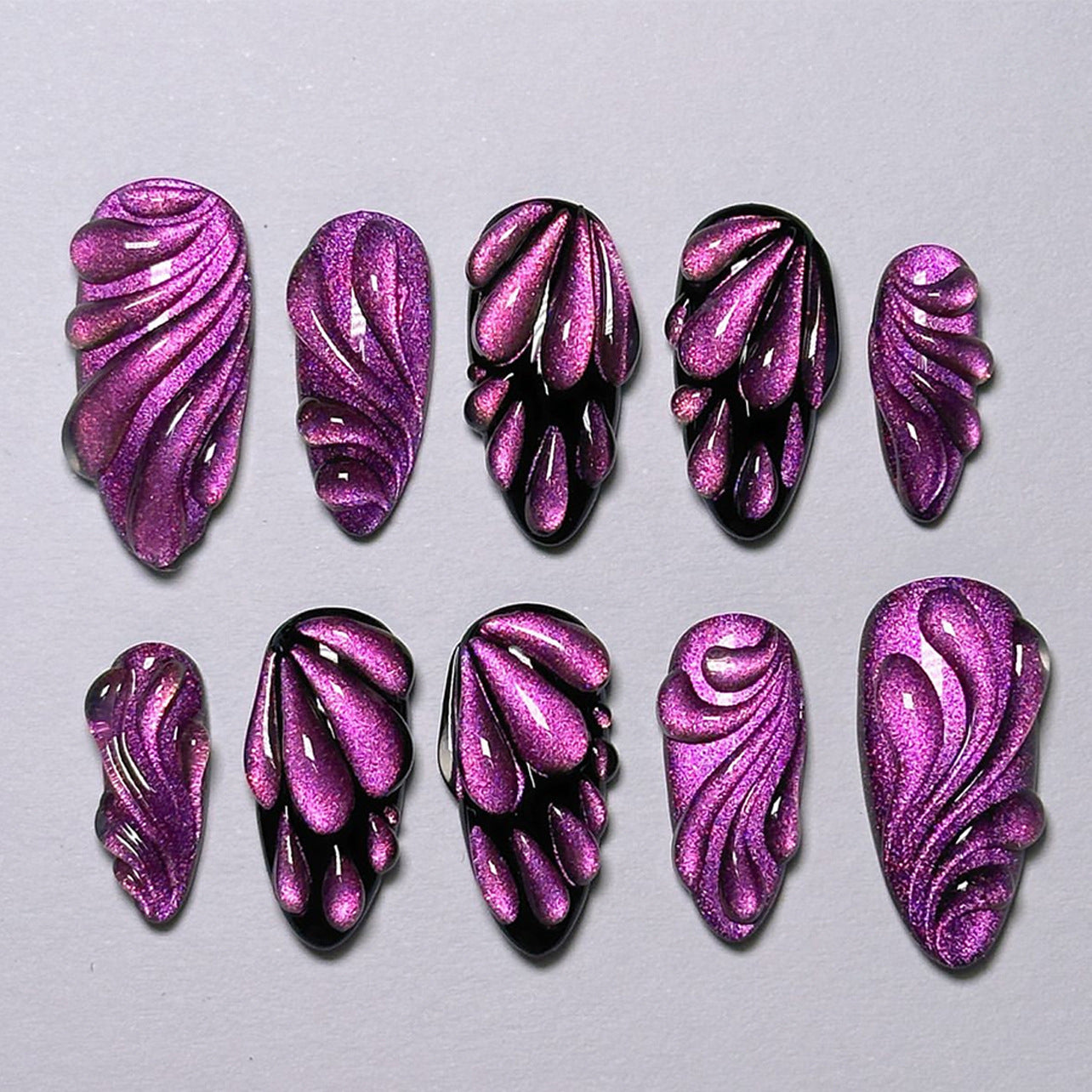 Manicura corta, dulce y fresca, en negro y morado, con forma de almendra, mariposa 3D, gota de agua, estilo ojo de gato (365nails)