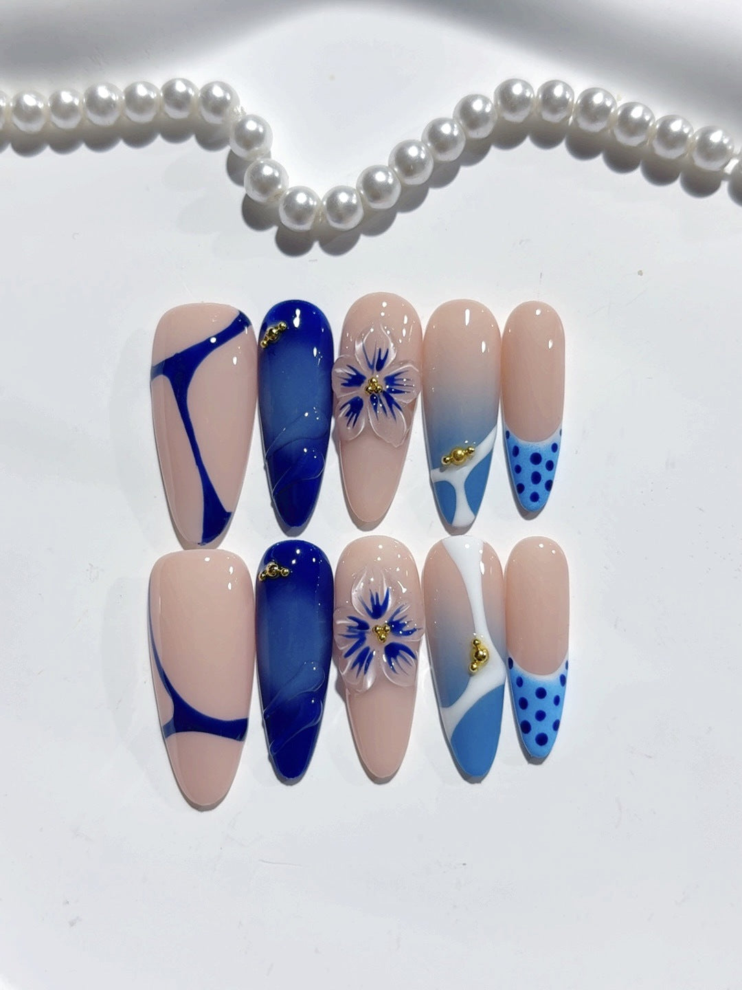 Sapphire Bloom: "Indigo Flower" – Almond Press-Ons