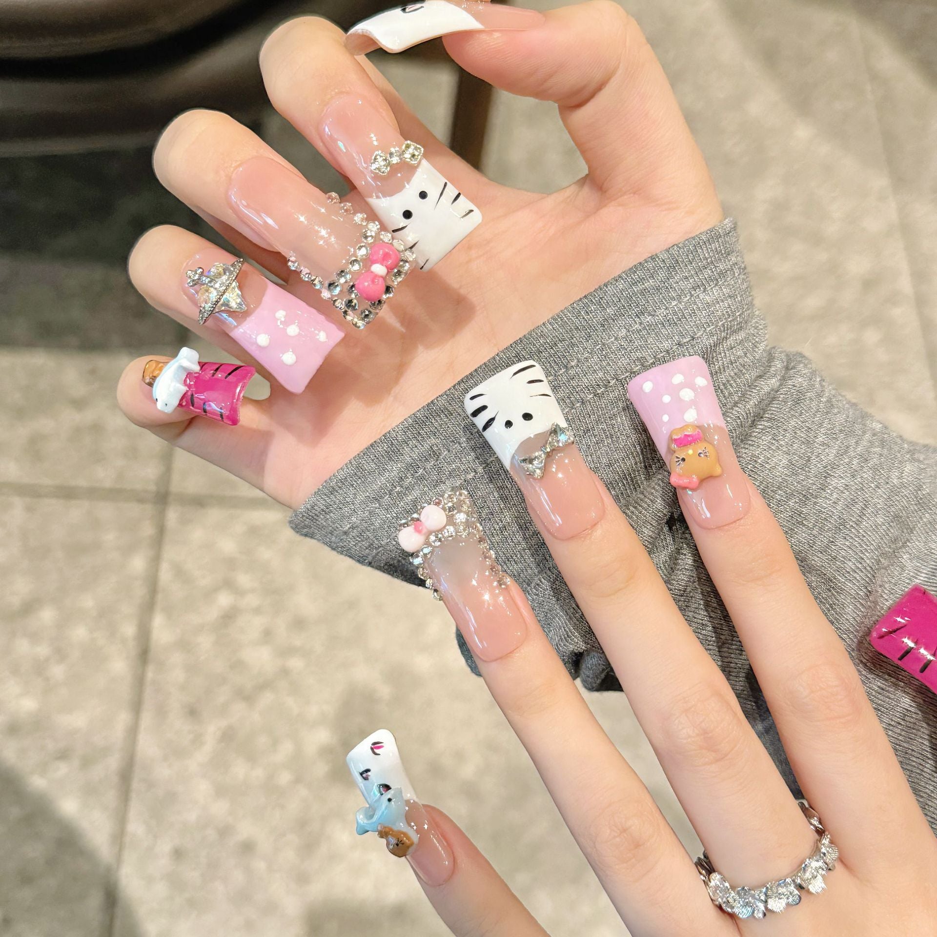 Uñas con diseño de pico de pato, pintadas a mano, de región limitada, hechas a mano | 365nails