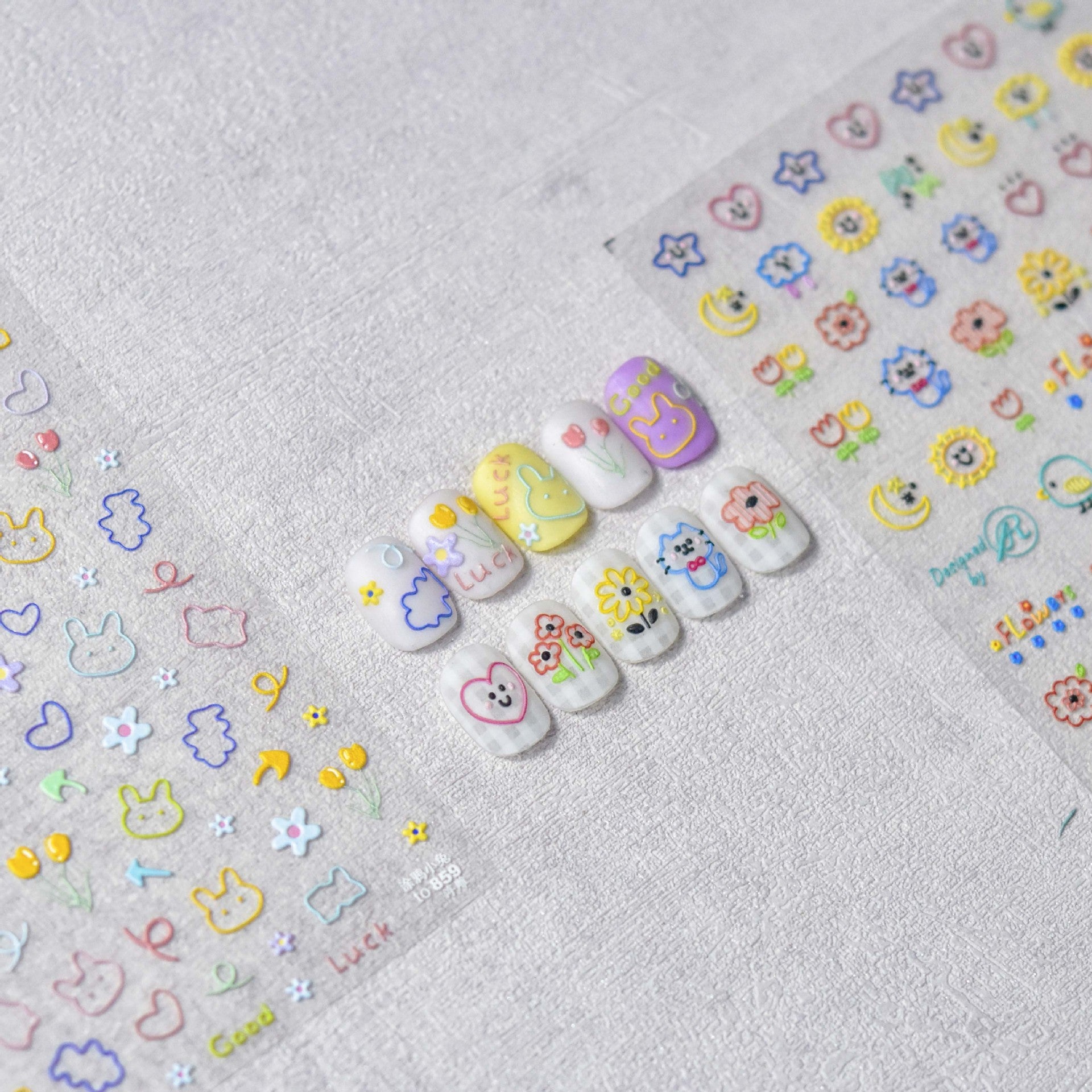 365nails: "粉彩兔子線描與花朵" – 美甲貼紙