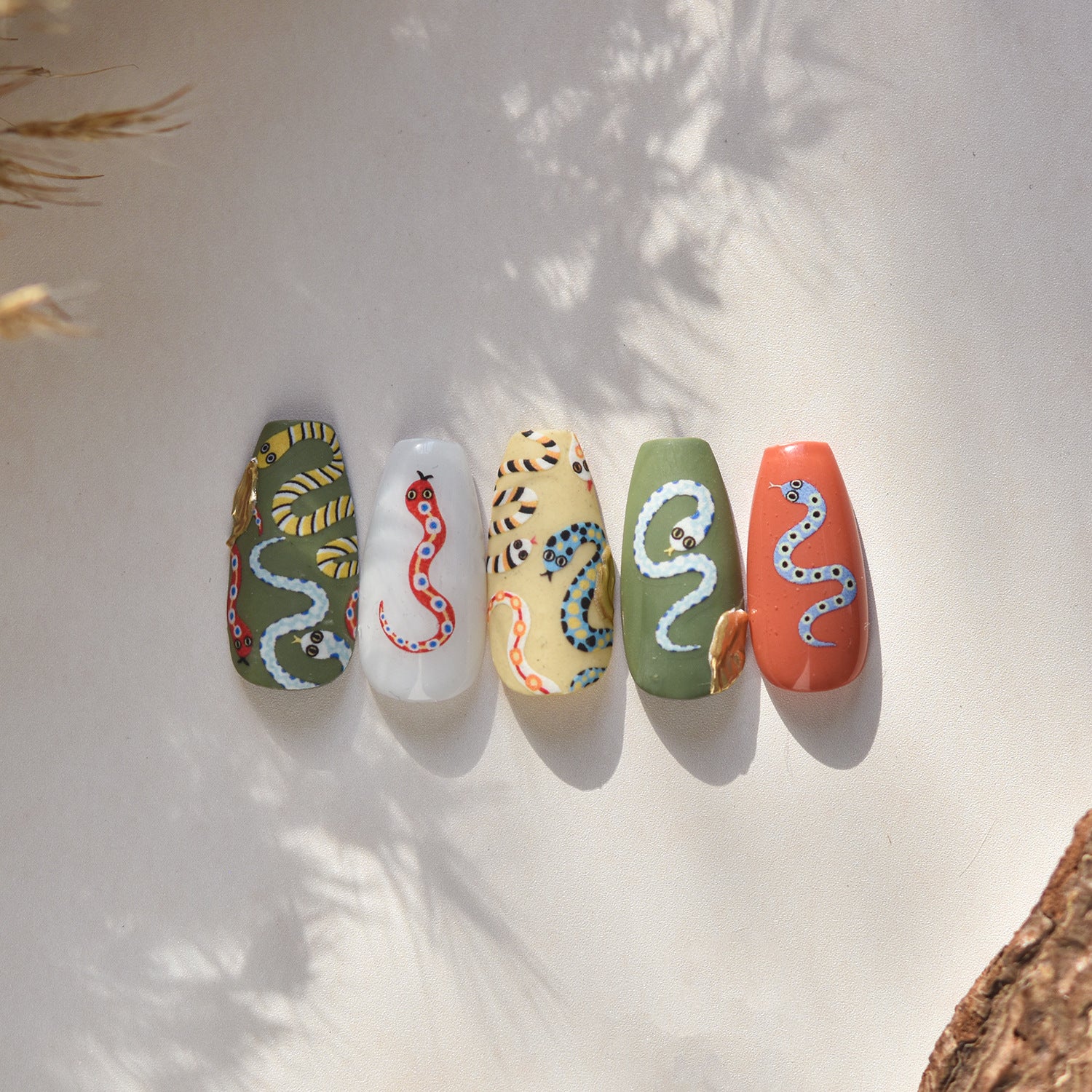 365nails: "Colorful Snake" – adesivos para unhas