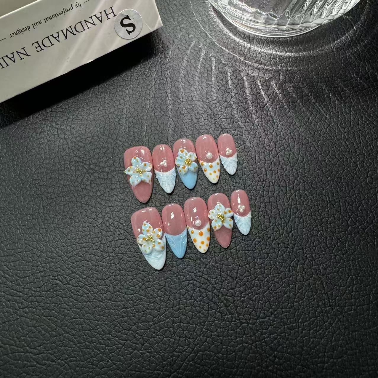 365nails：「粉彩綻放」3D手工製花朵杏仁形穿戴甲