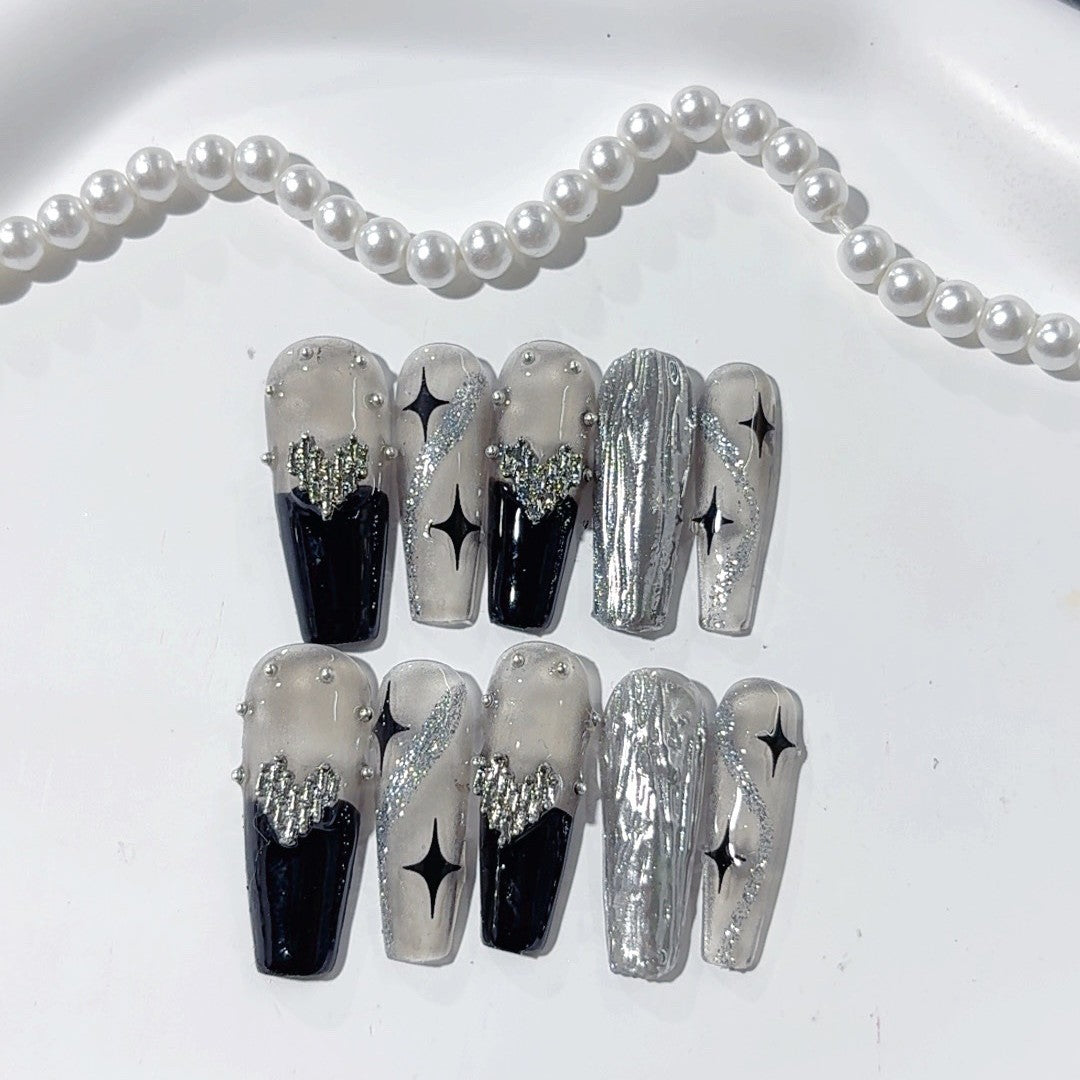 Gótico Noir: "Coroa Estrelada de Obsidiana" – Unhas Postiças Longas Almond Translúcidas e Pretas Metálicas Artesanais
