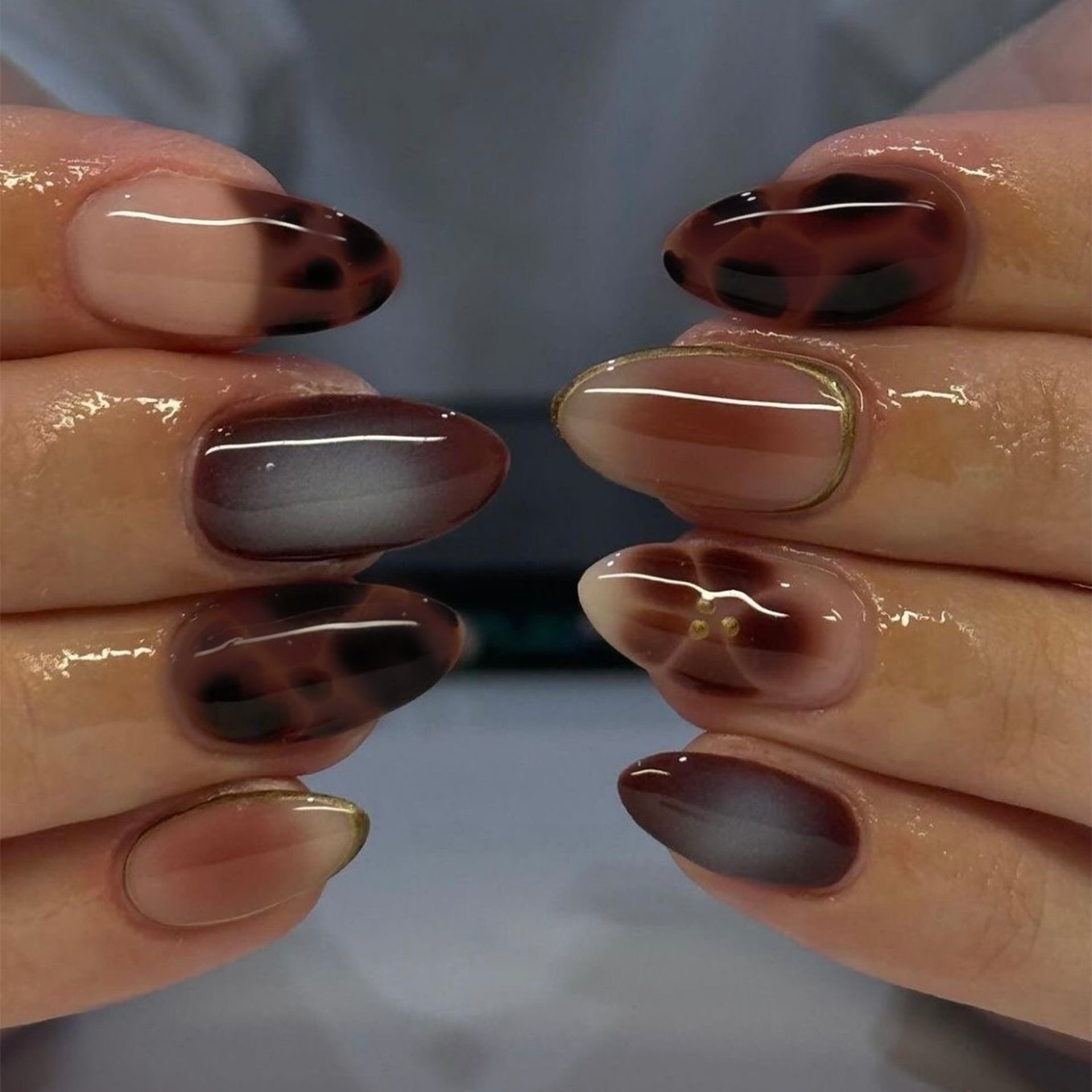 Lefan cross-border hot-selling tortoiseshell autumn and winter wearing nail almond nail art flower wearing nail piece fake nail wholesale
