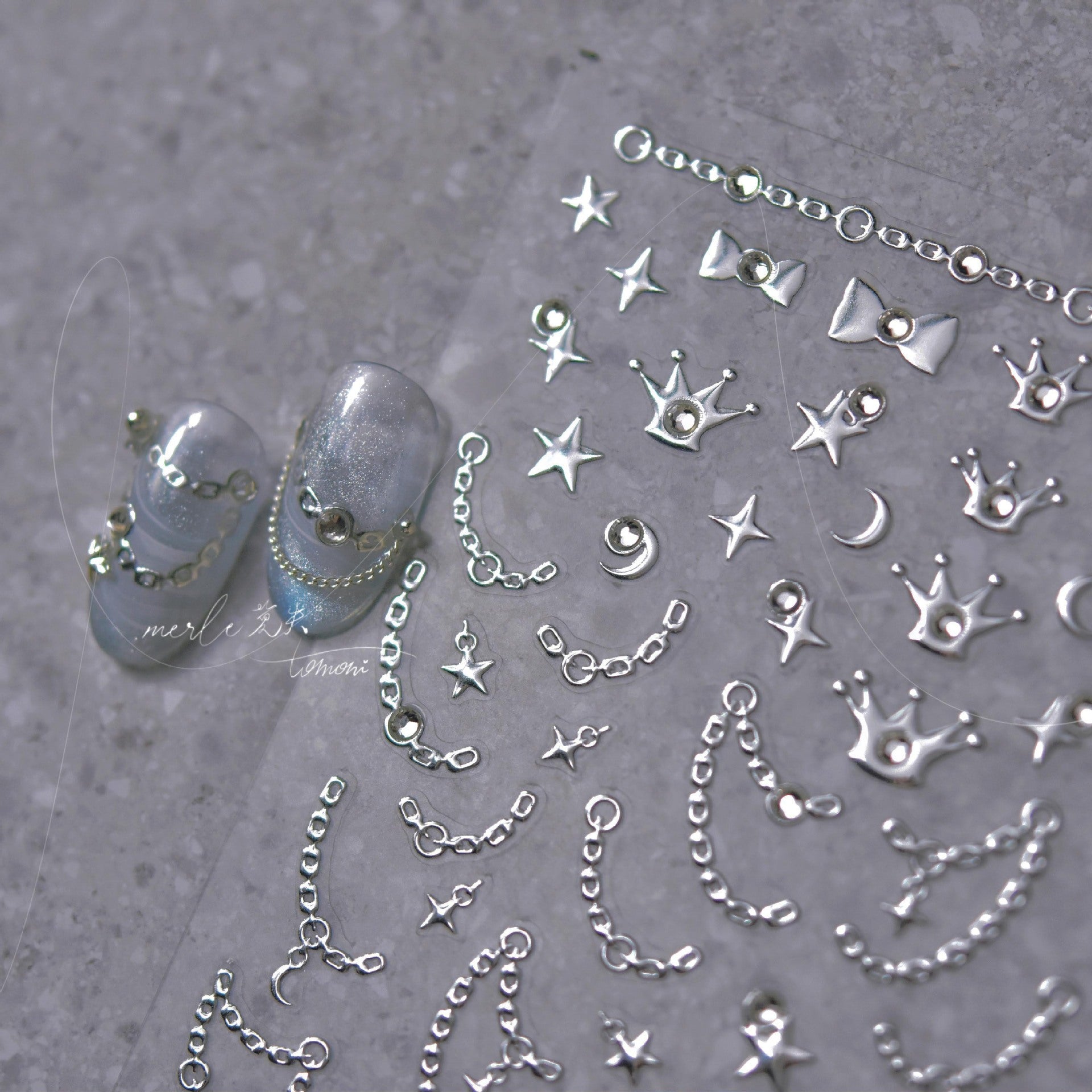 Silver Crystal Chain – Minimalist Elegant Nail Art Set