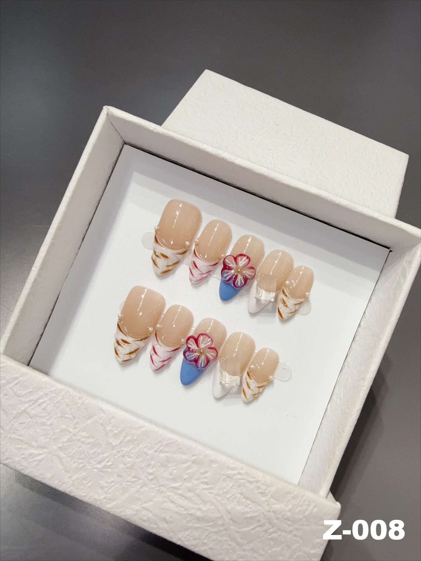 365nails: 「飄渺花語」 – 3D 立體花朵 手工製 杏仁形 甲片