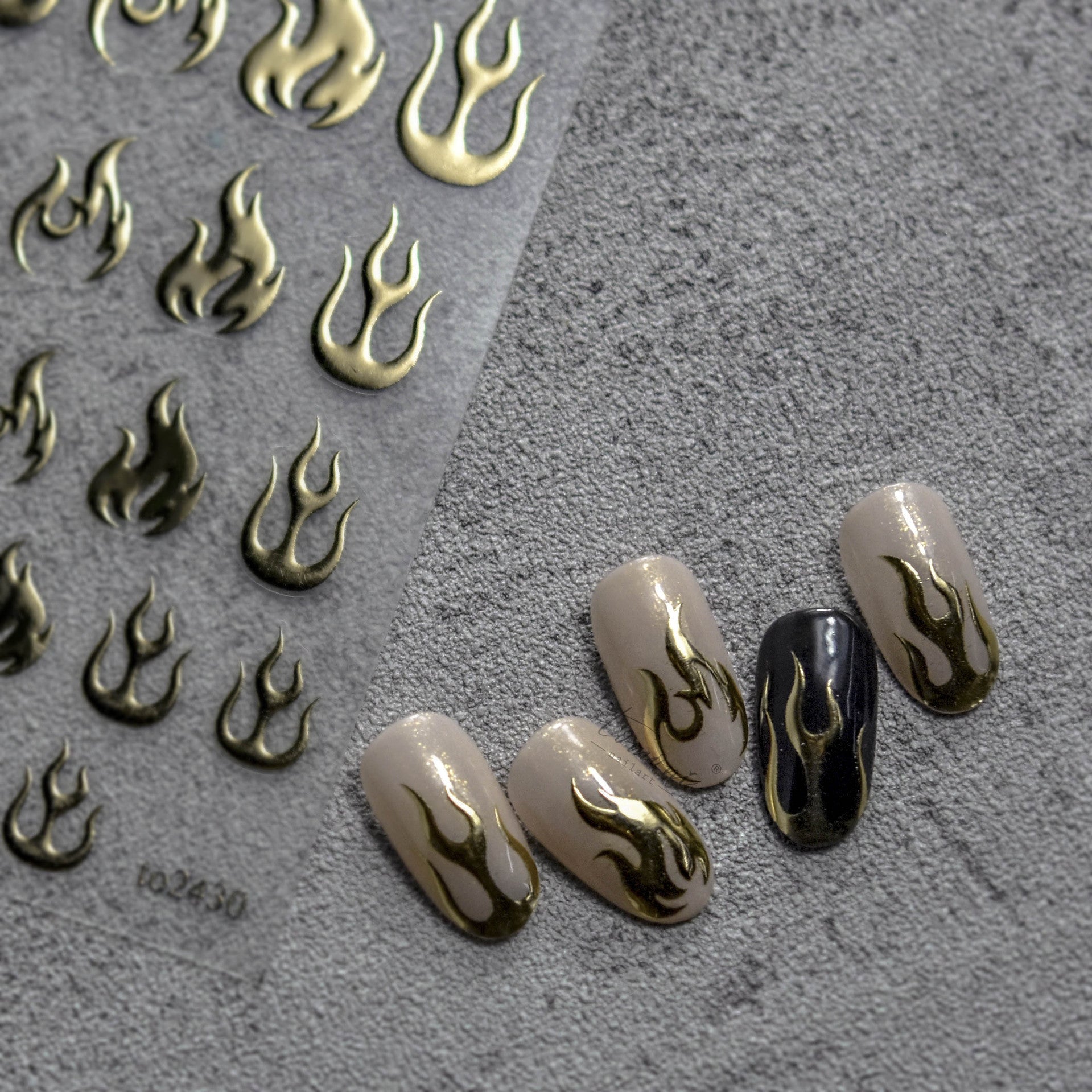 Gold Foil Flames – Punk Metallic Nail Art Set
