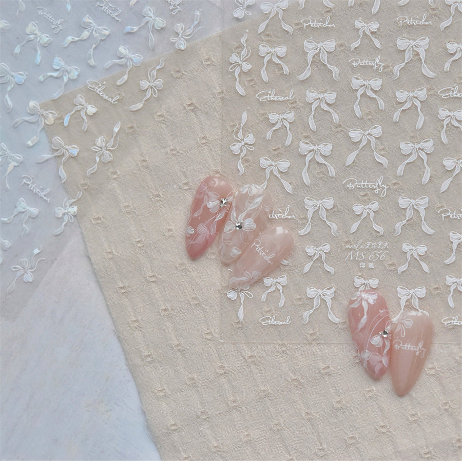 白色蝴蝶結浮雕系列：「永恆蝴蝶結」— 3D 浮雕甲貼