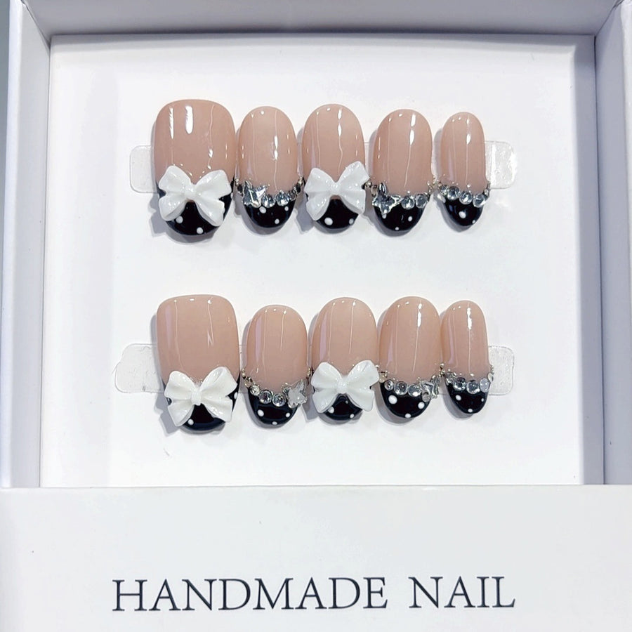 Bow & Pearl: "Black French Bow" – Square Shape Handmade Press-On Nails
