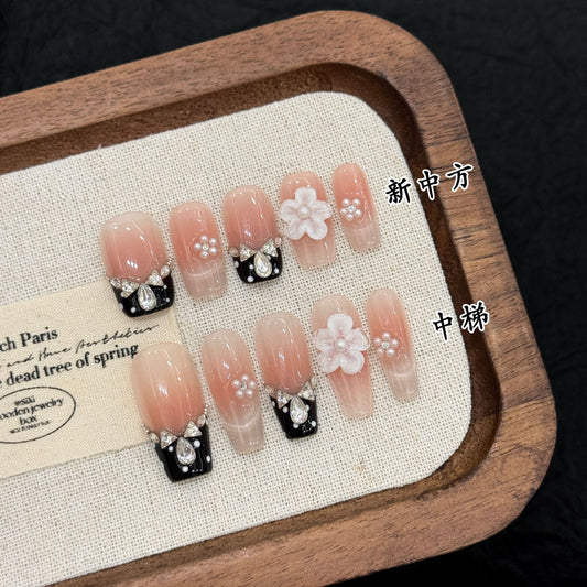 daughter zircon French polka dot cat eye bow girl handmade nails | 365nails