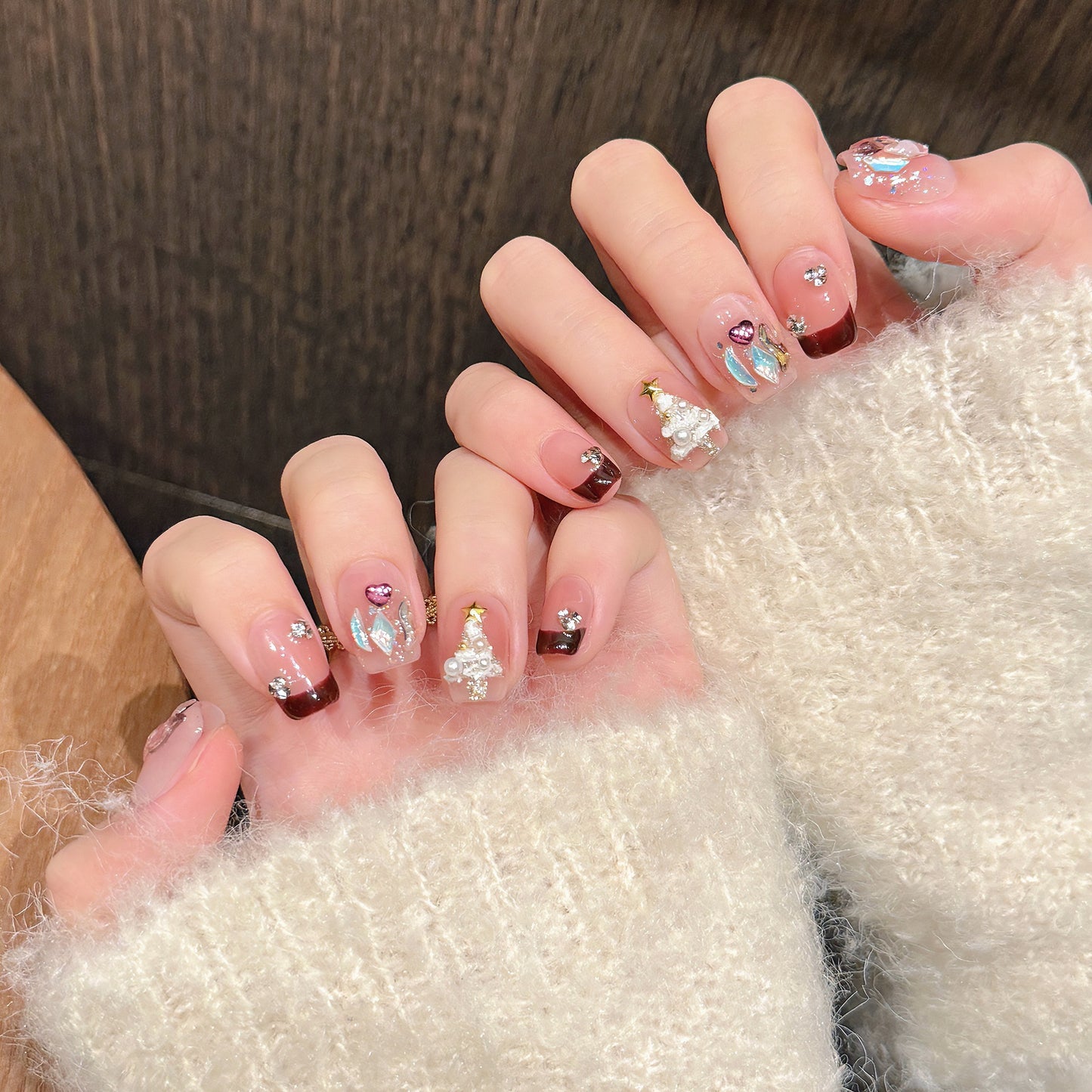 Pink and Brown Christmas Press‑On Nails – Tree & Iridescent Crystal Design