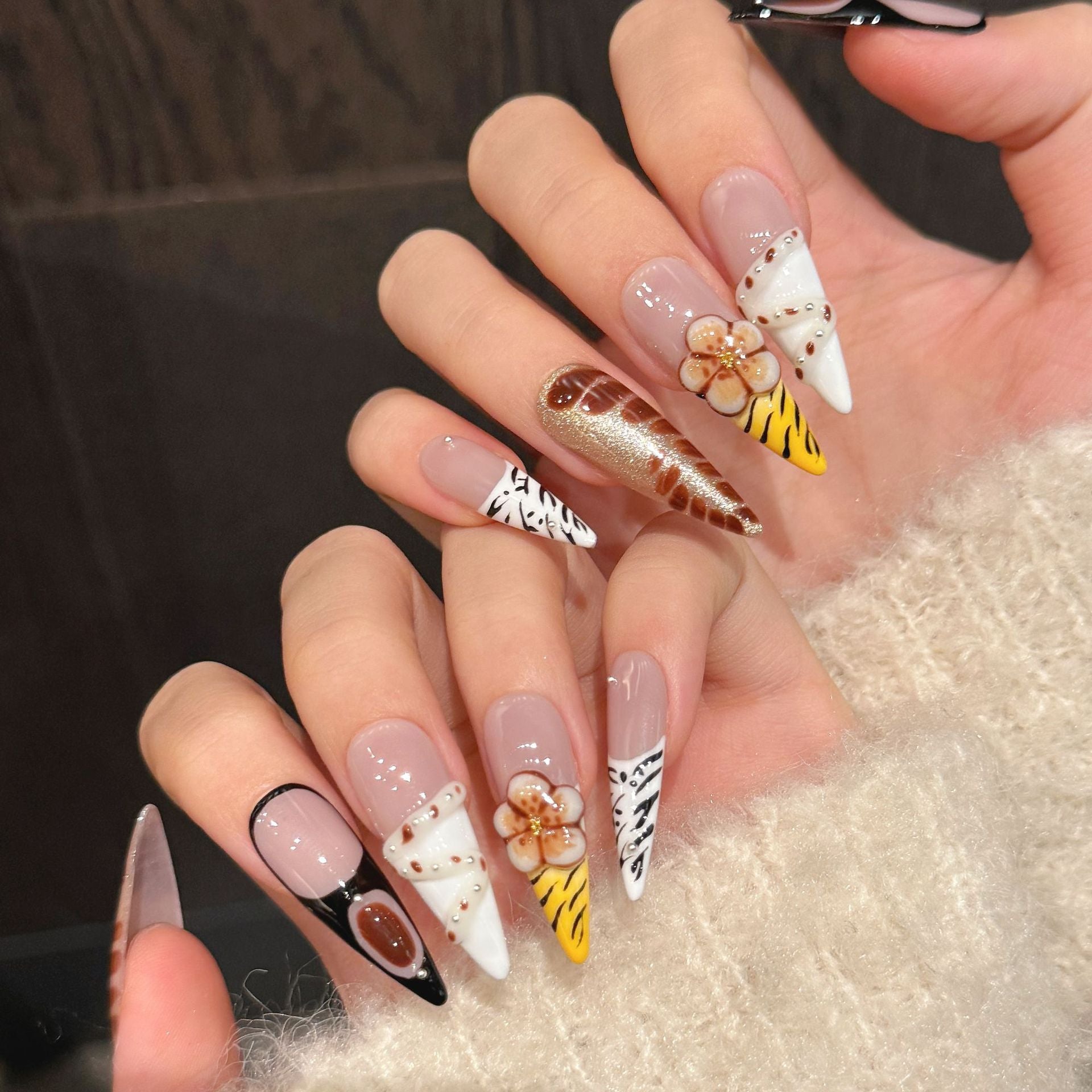 365nails: "Wild Bloom" – 3D Floral & Animal Print Handmade Long Stiletto Nails