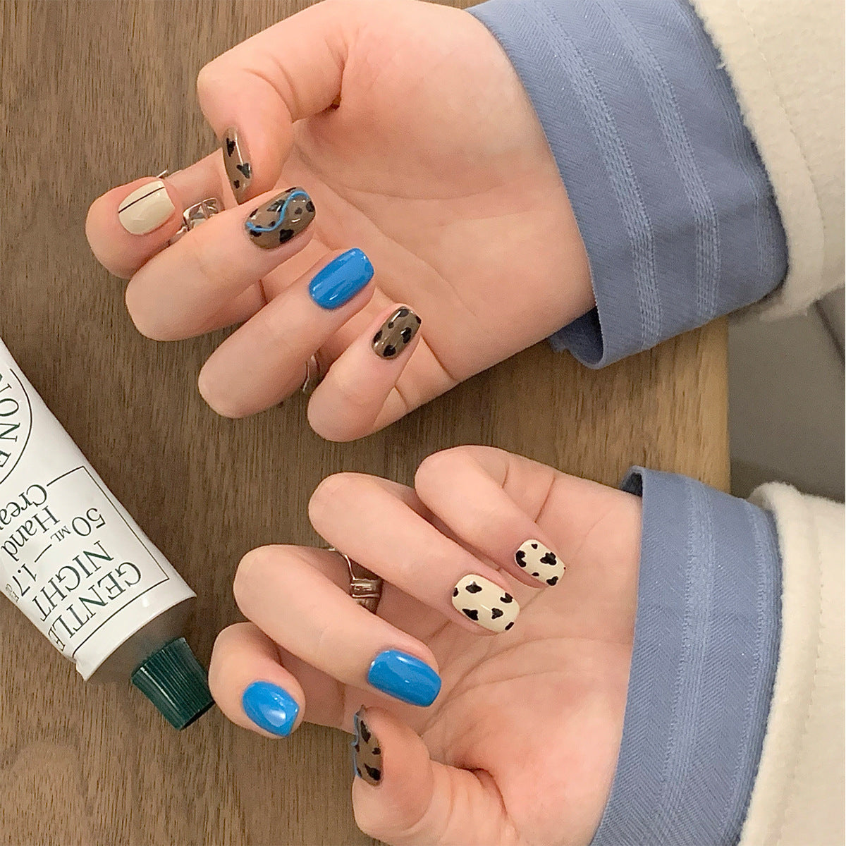 奶咖撞色豹紋 防水可拆式穿戴甲片 完成品｜365nails