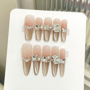 365nails: "冰雪女王" – K9水晶閃飾 手工製杏仁形甲片
