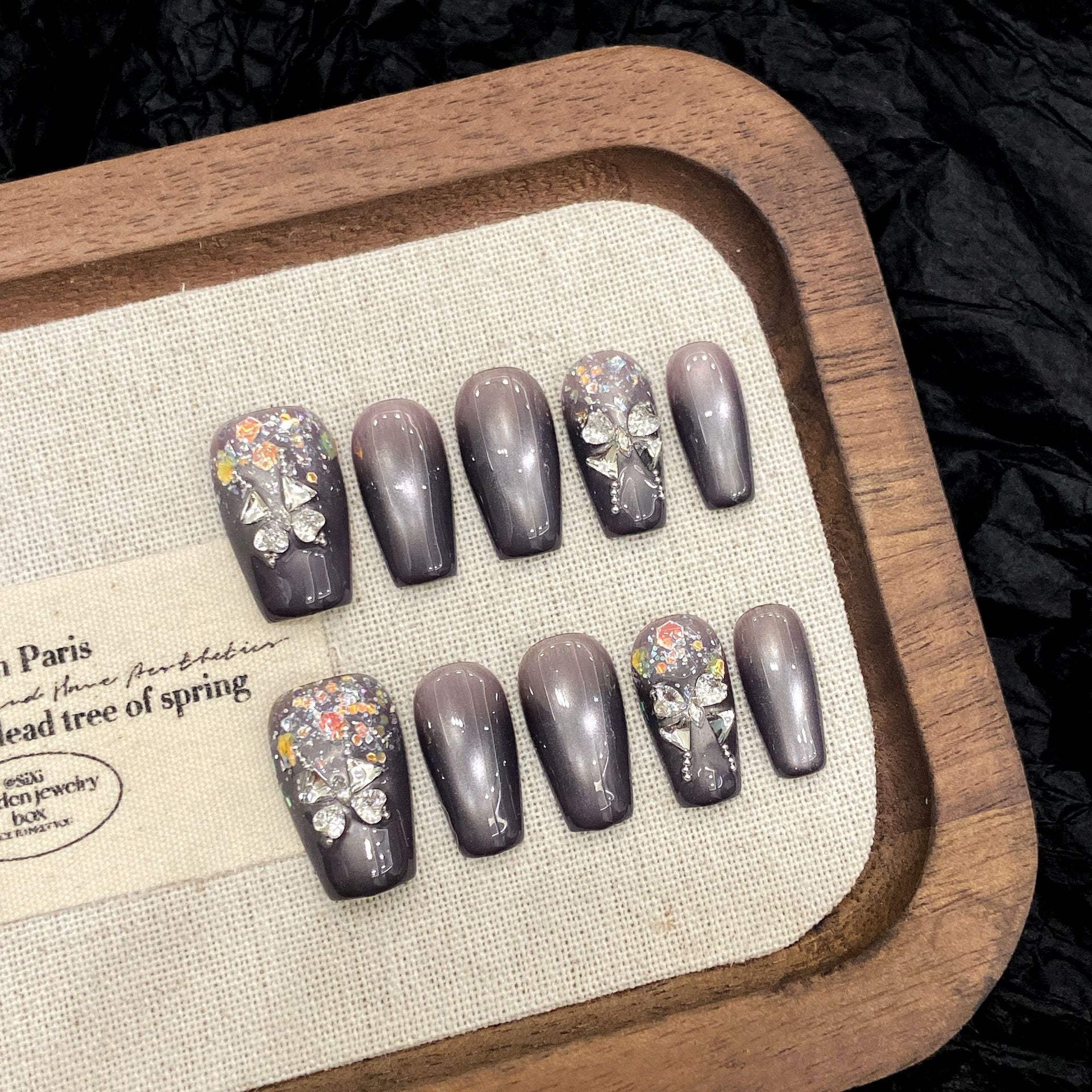 365nails: "Shadow Bloom" – 3D Floral & Cat Eye Handmade Almond Nails