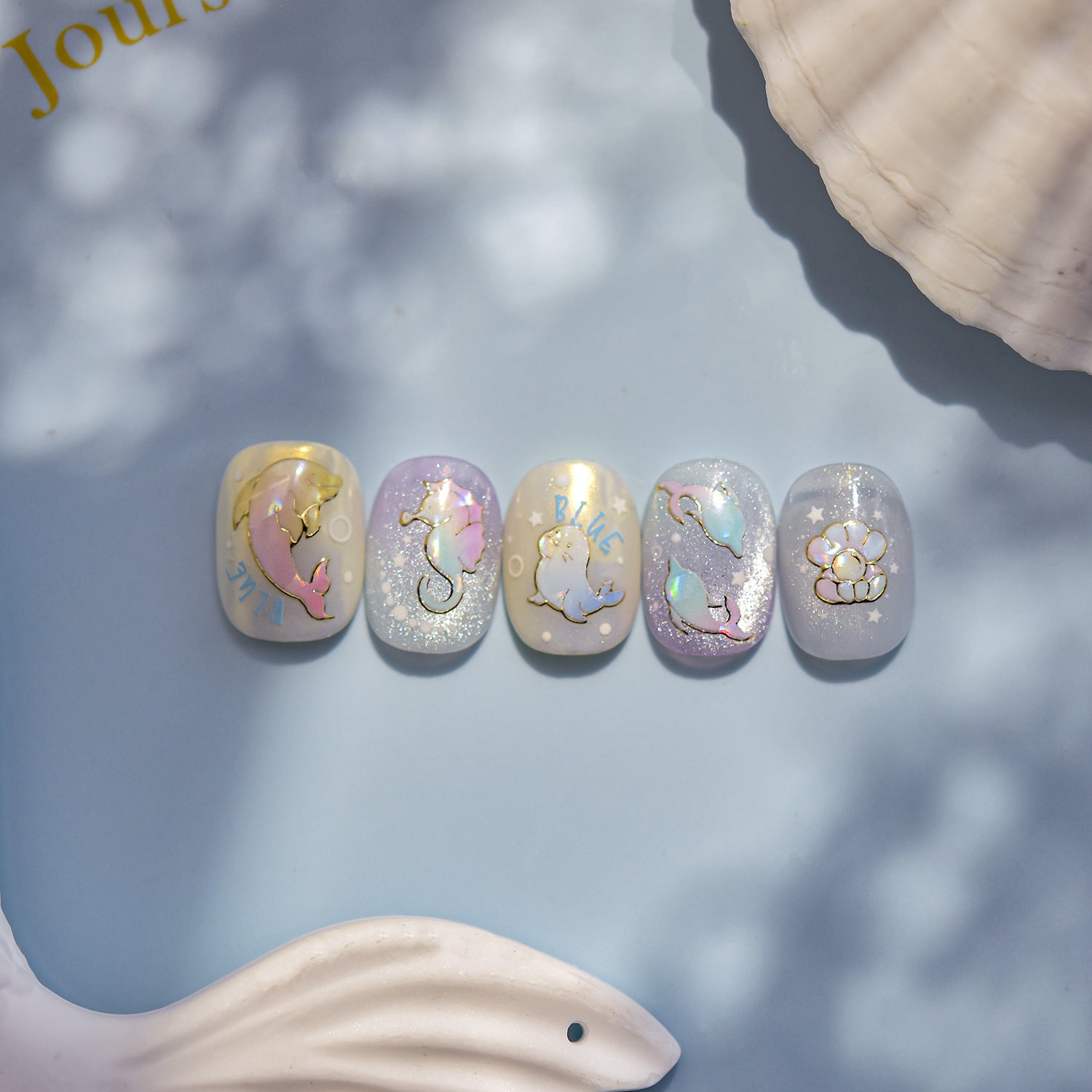 365nails: 全息海豚與海洋生物 — 美甲貼紙