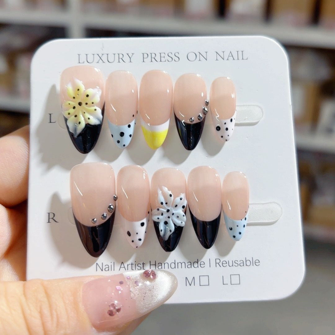Monochrome Bloom: "Daisy Noir" – Almond Press-On Nails