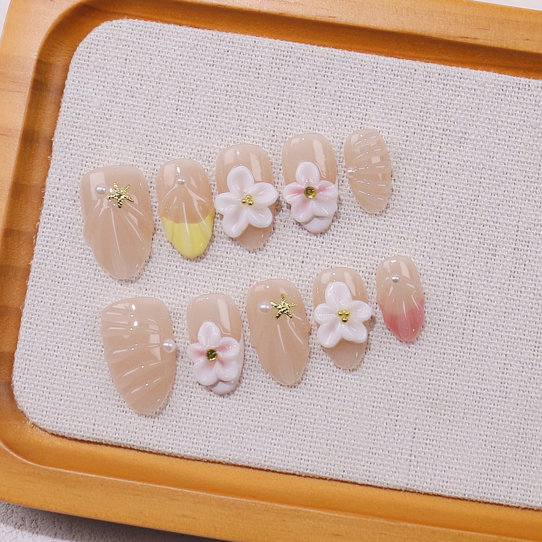 365nails-甜美綻放：櫻花貝殼 — 短款杏仁形手工製穿戴甲
