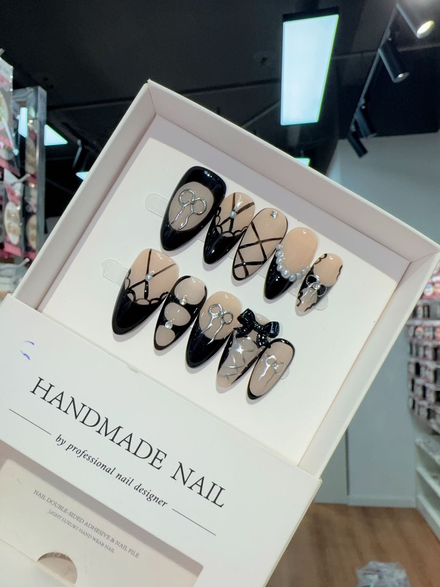 365nails: "Midnight Ballet" – 3D Bow Handmade Stiletto Nails