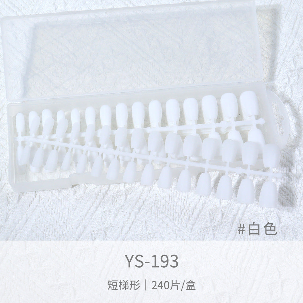 365nails：無縫裸色甲片 — 免銼穿戴延長甲