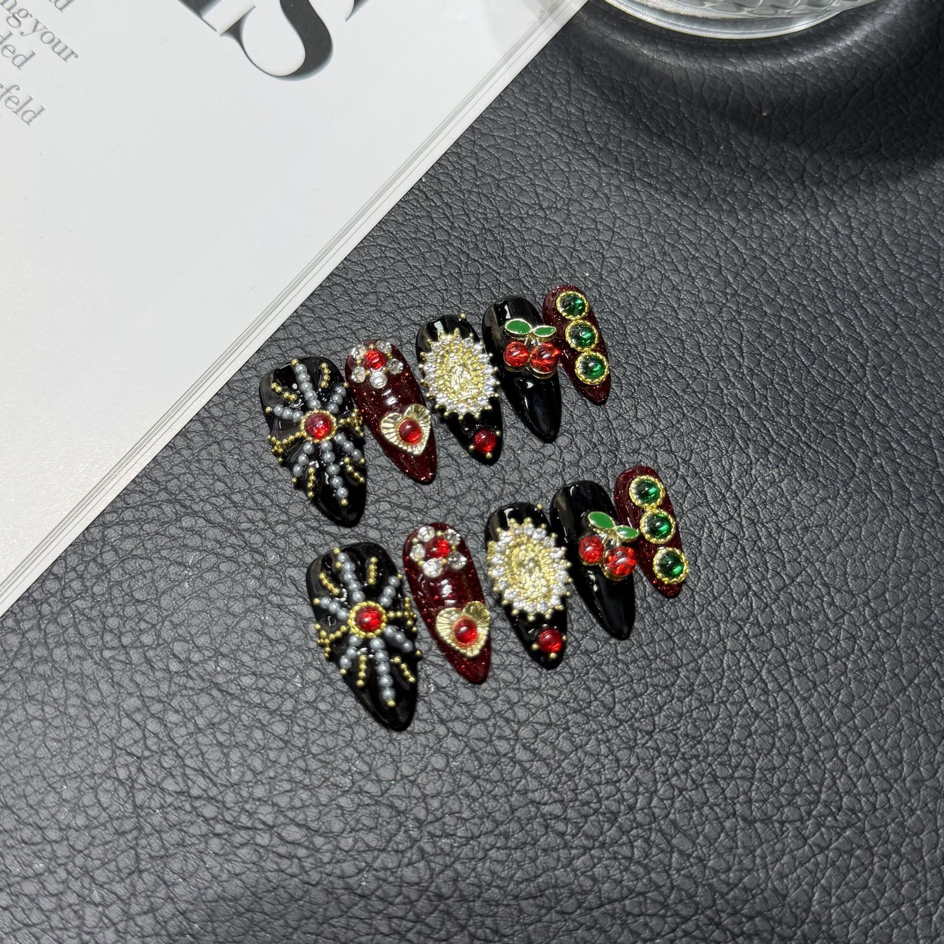 365nails：「午夜華彩」手工製3D水晶花朵尖形穿戴甲