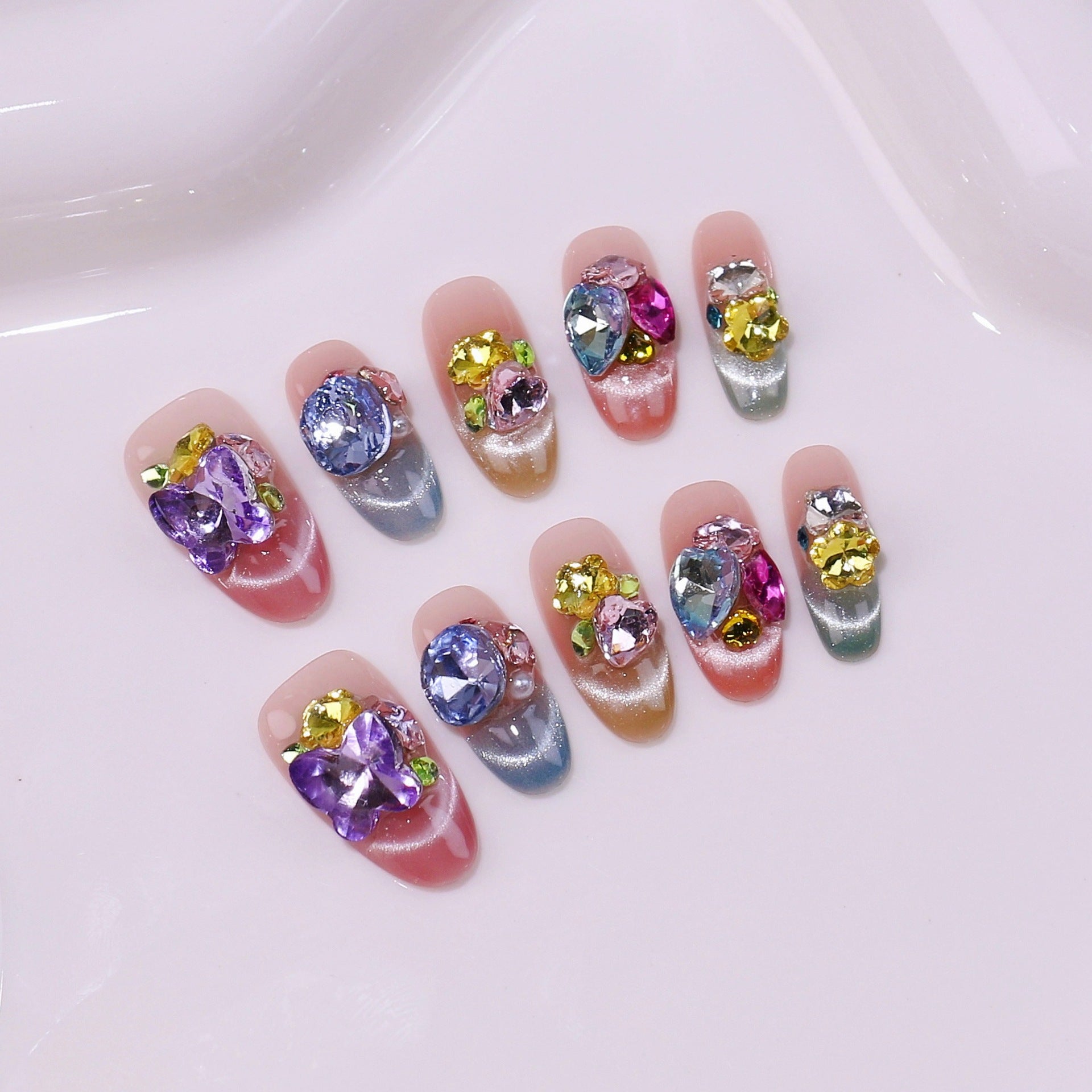 365nails-Gemstone Gala: "Rainbow Crystal" – Unhas Postiças Curtas Amendoadas Feitas à Mão
