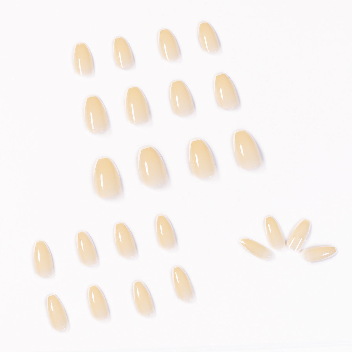 法式奶油玉短款芭蕾形軟質穿戴甲｜可拆卸成品甲片｜365nails