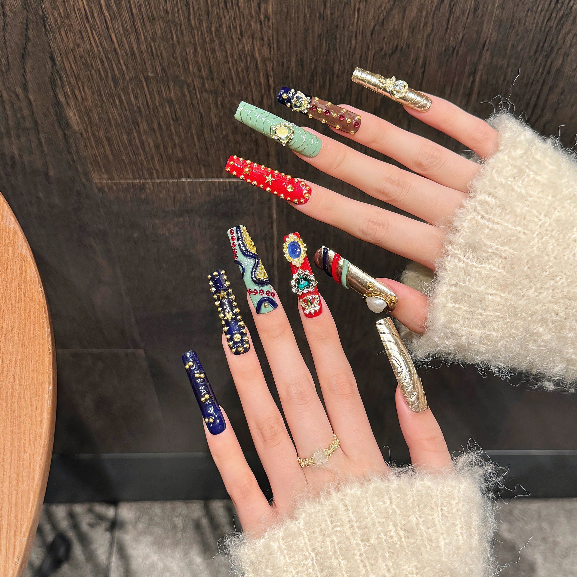 365nails: "Gilded Heritage" – 3D Luxury Charm Handmade Coffin Nails
