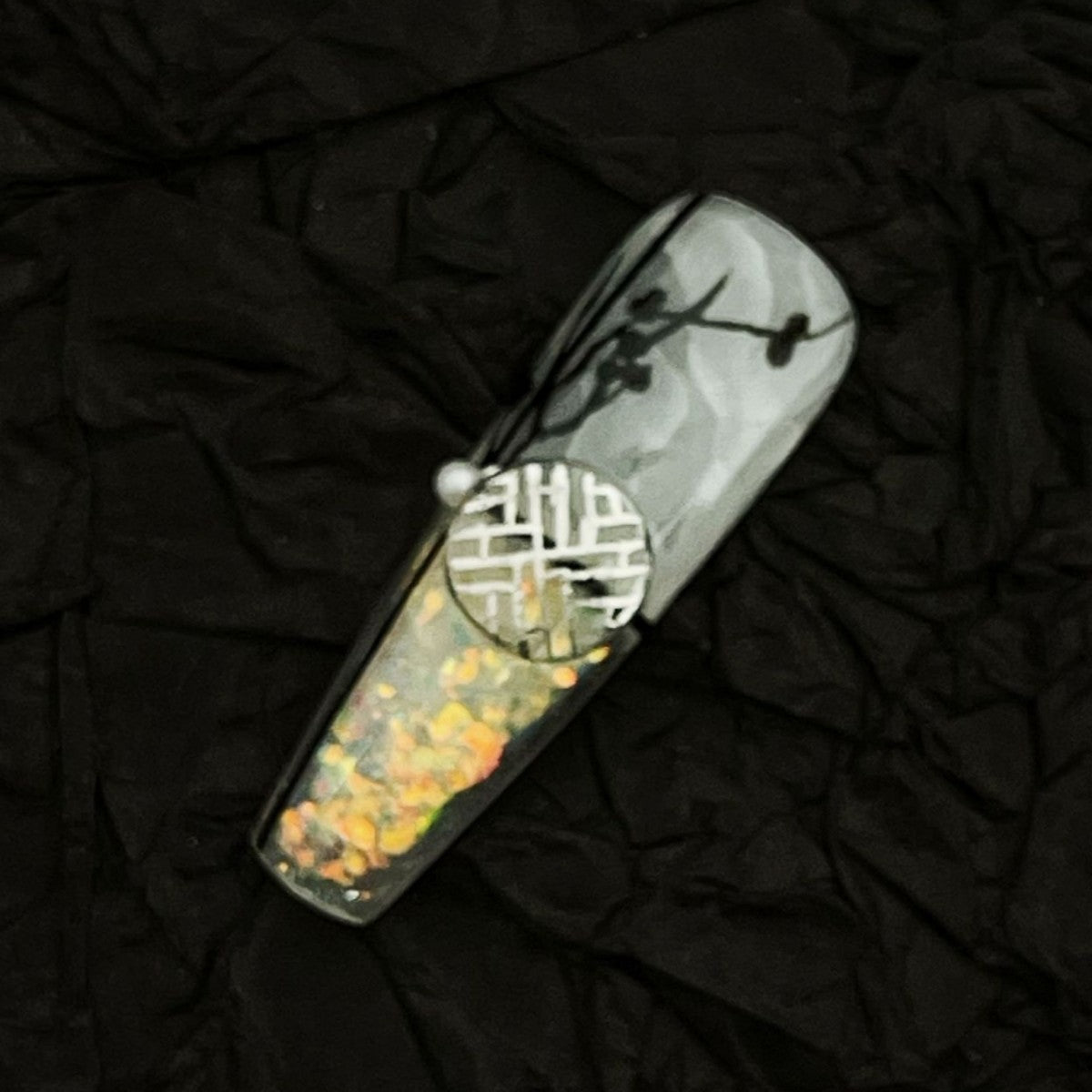 Title Ink Mist Rose | Black-and-White Floral Sculpt Art Series Press-On Nails