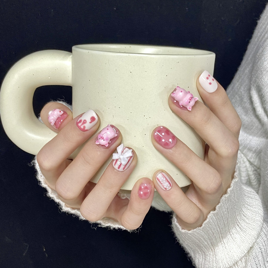 365nails: "Piggy Toast" – 3D Cartoon Handmade Short Square Nails