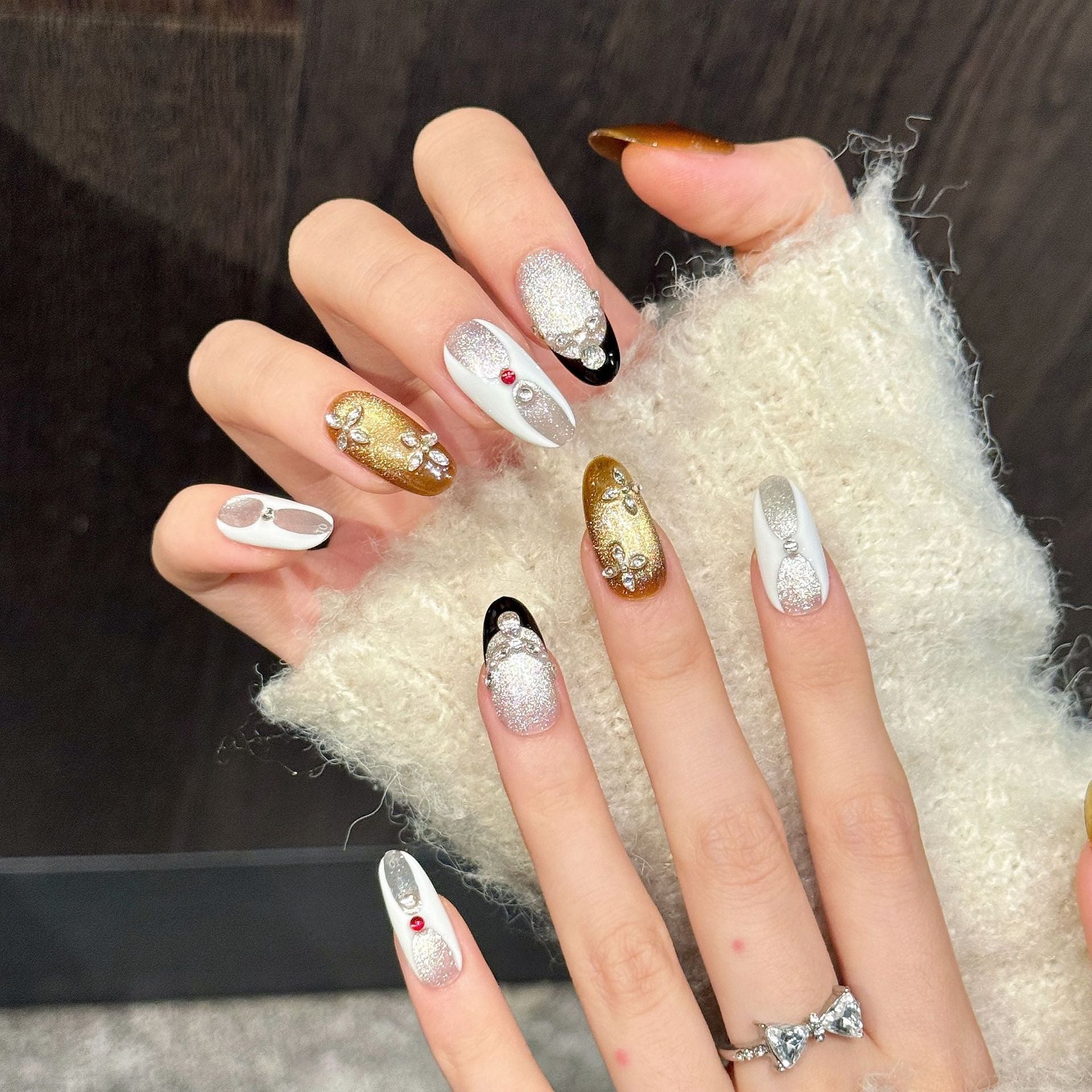 365nails: "Gilded Pharaoh" – 3D Skull & Cat Eye Handmade Coffin Nails