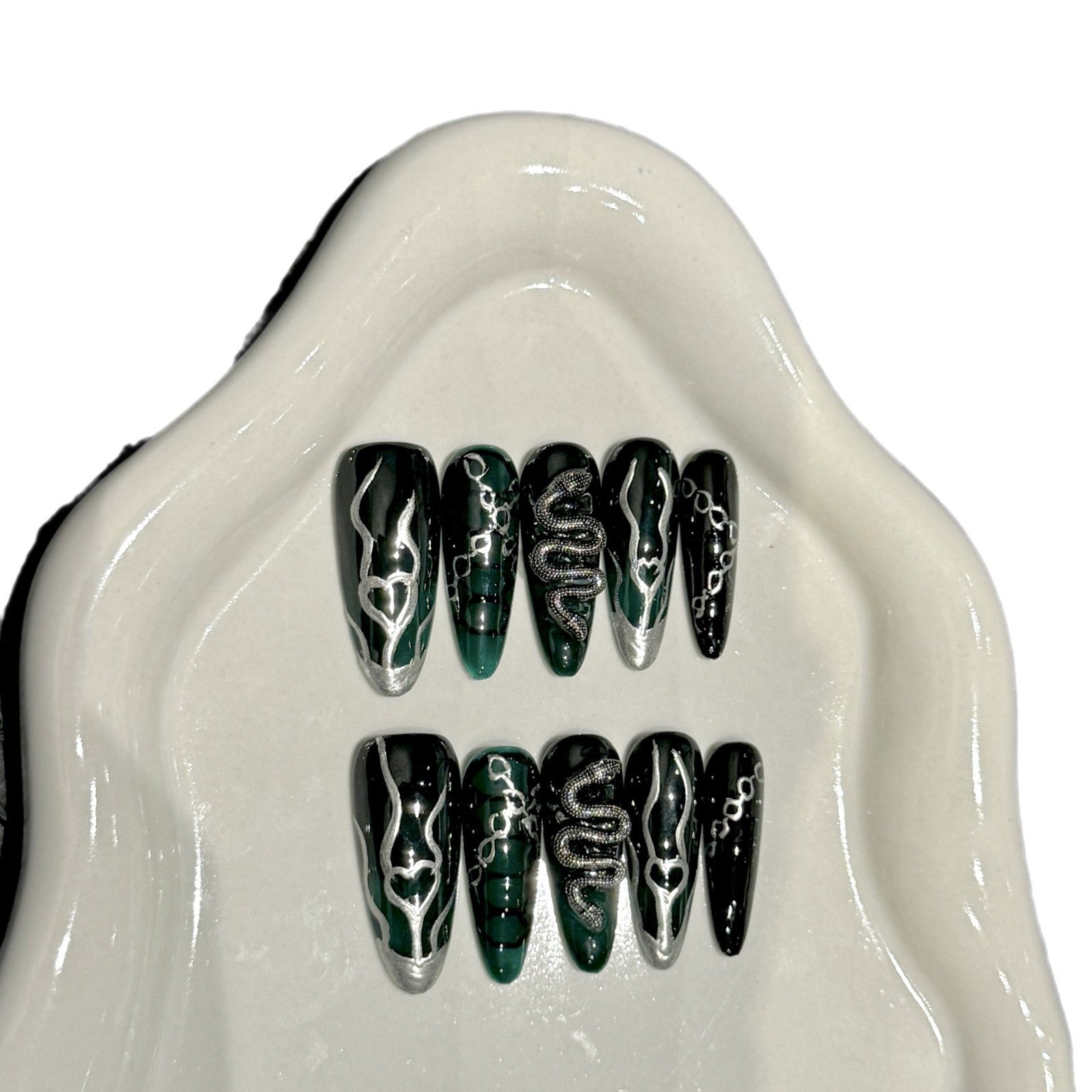 Purely handmade nails, national style, animation sense, contrasting colors, Spice Girl removable manicure | 365nails