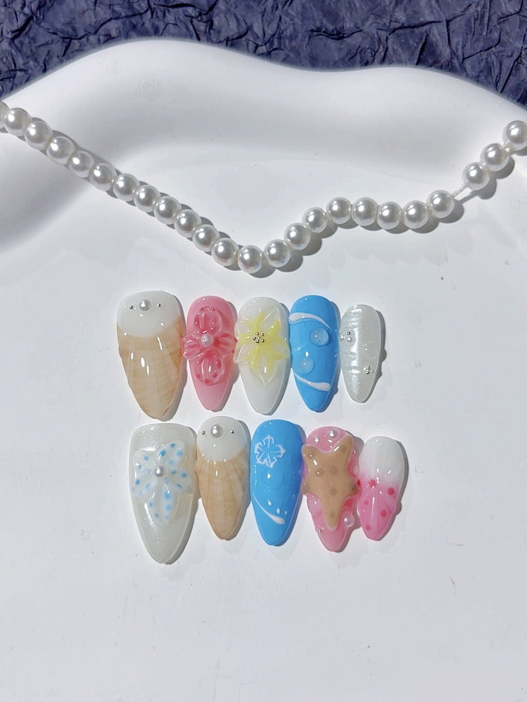 365nails-Ocean Breeze: "Seashell & Floral" – Medium Almond Handmade Nails