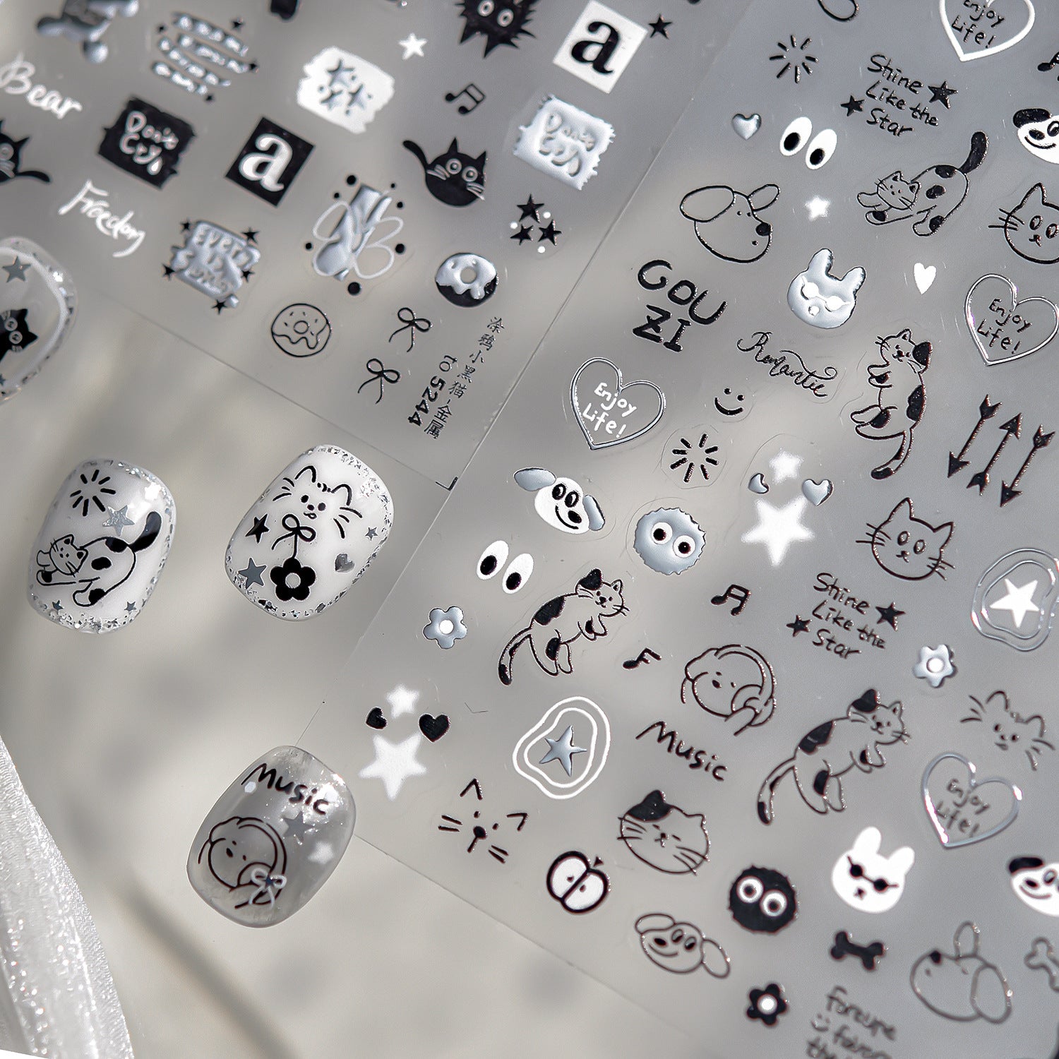 Monochrome Pet Pals – Cool Minimalist Nail Art Set
