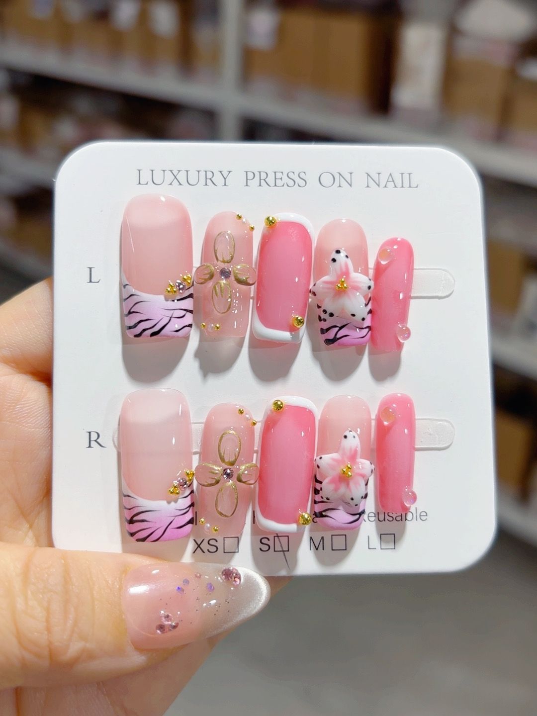365nails-Pink Wildcat: "Zebra Flower" – Square Handmade 3D Carved Press-On Nails