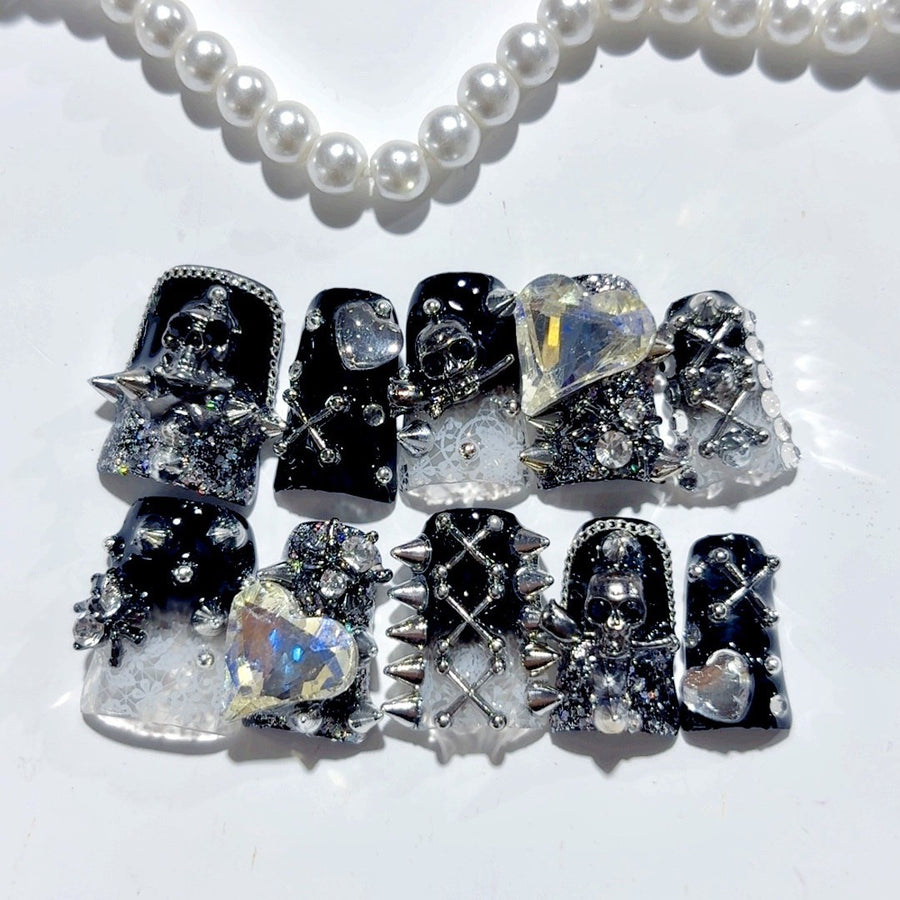 Dark Rebel: "Gothic Skull Rebel" – Square Press-On Nails
