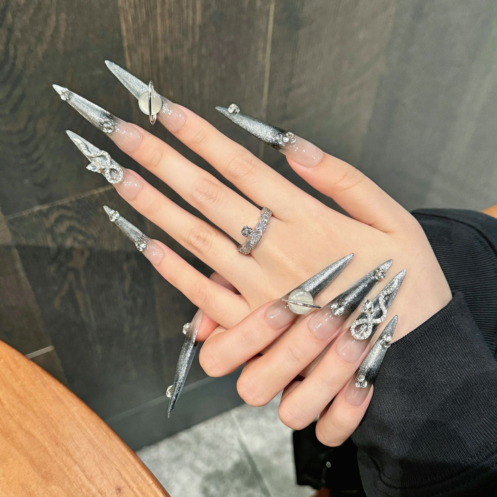 365nails: "Chrome Serpent" – 3D Snake Sculpture & Silver Glitter Handmade Stiletto Nails
