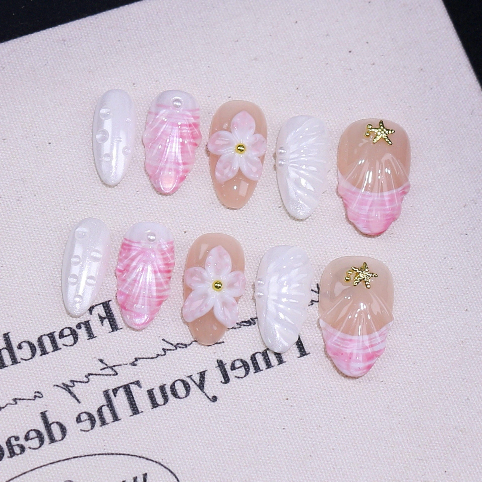 365nails-Sakura Seas： 「櫻花貝殼」—短款杏仁形手工製穿戴甲
