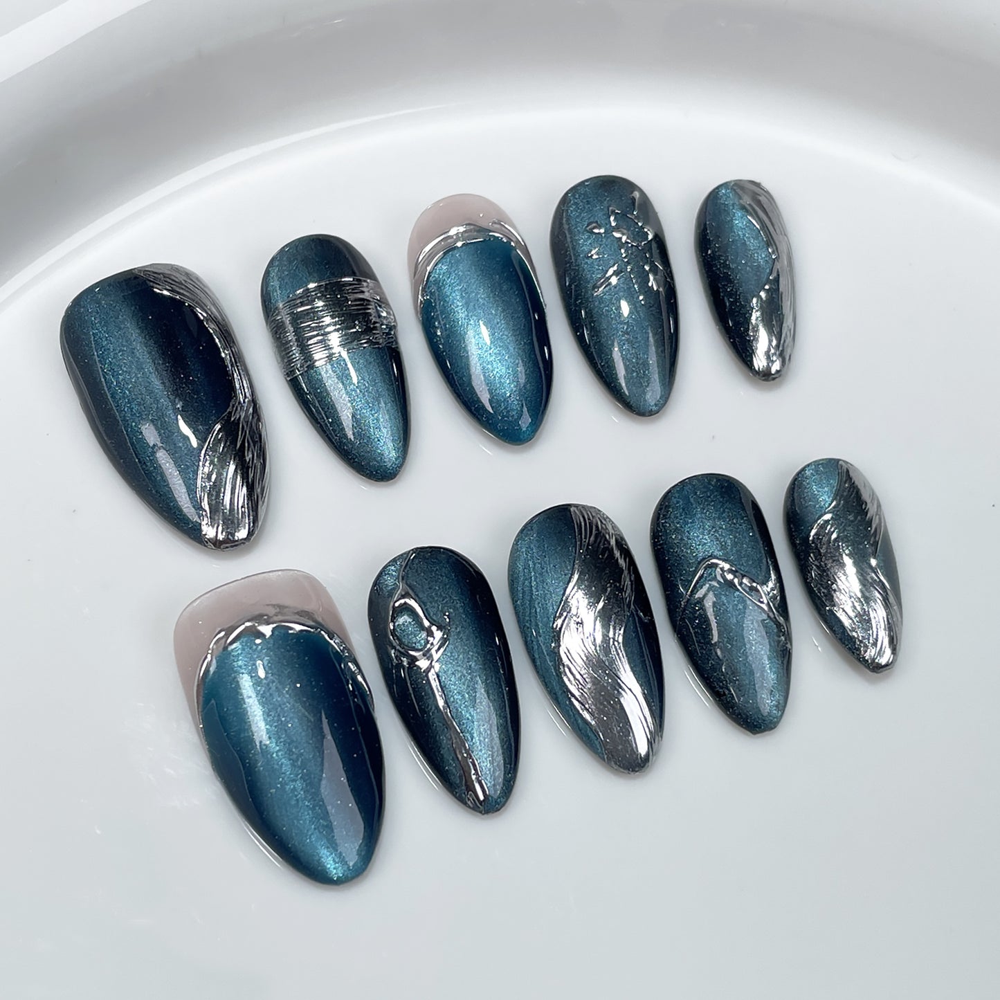 Simple high-grade velvet cat eye press-on nails irregular metal shape  handmade manicure press-on nails sticker｜365nails
