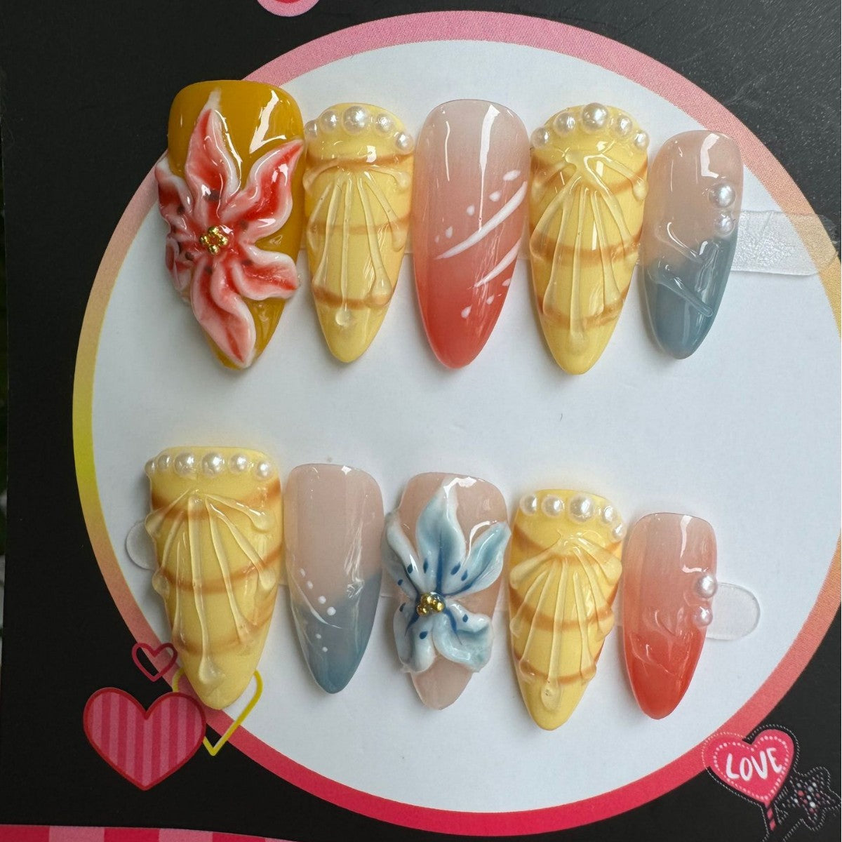 365nails: "Summer Breeze" – ongles press-on forme amande 3D, motifs floraux, faits main