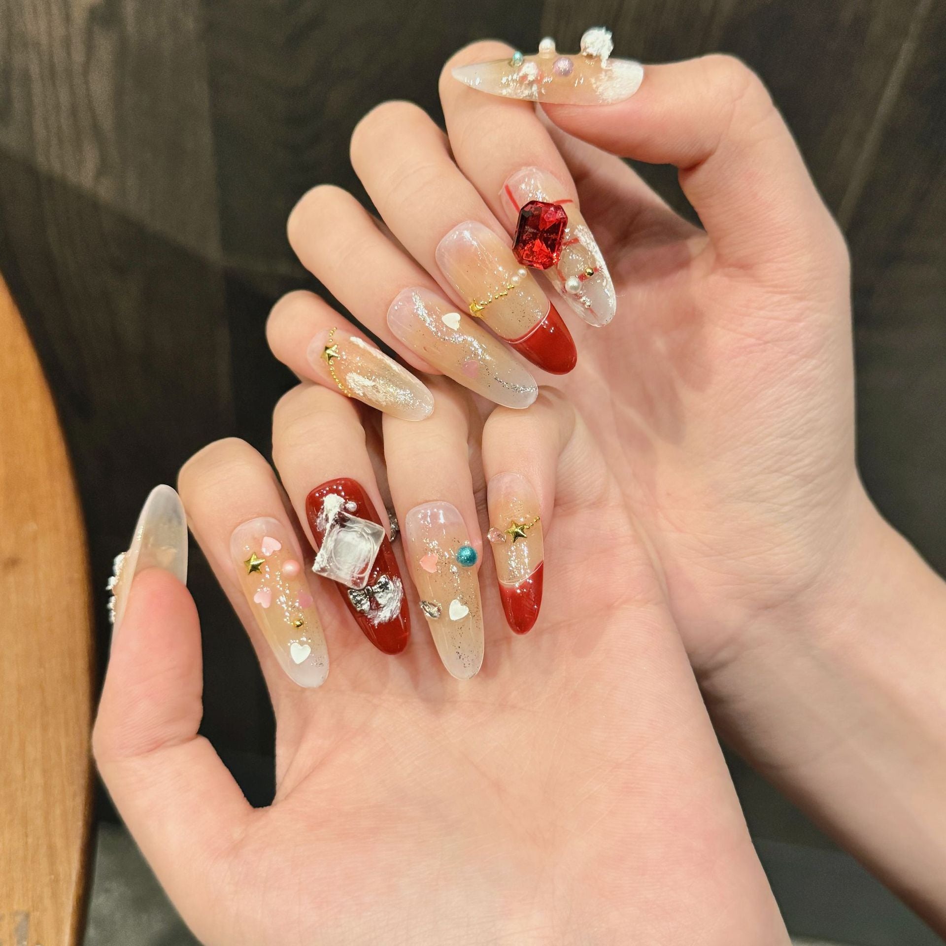 Red and Clear Christmas Press‑On Nails – Crystal Gift & Tree Elegant Design