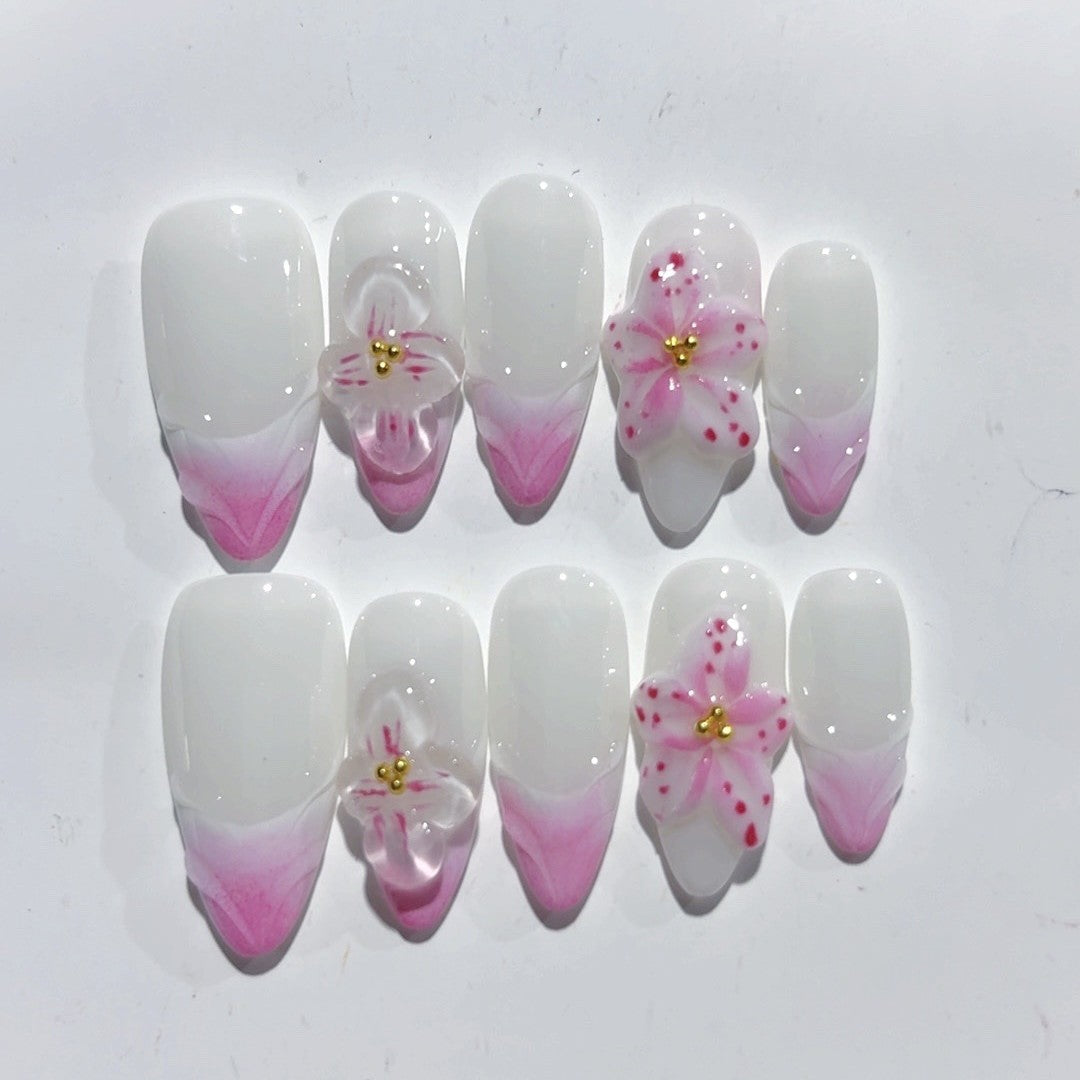 Sakura Petal: "Flor de Cerejeira" – Unhas Postiças Amendoada